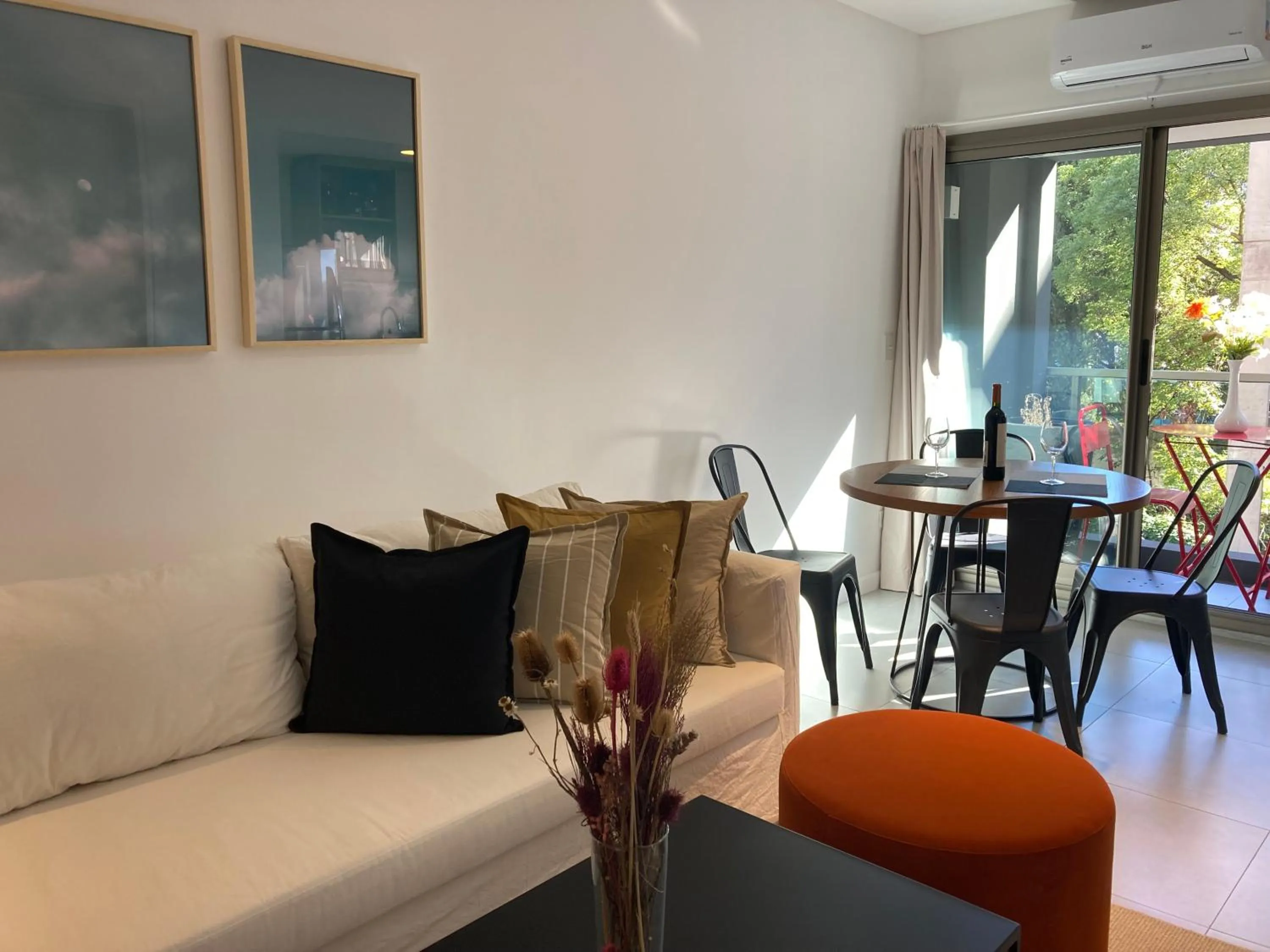 Living room in Babel Pampa