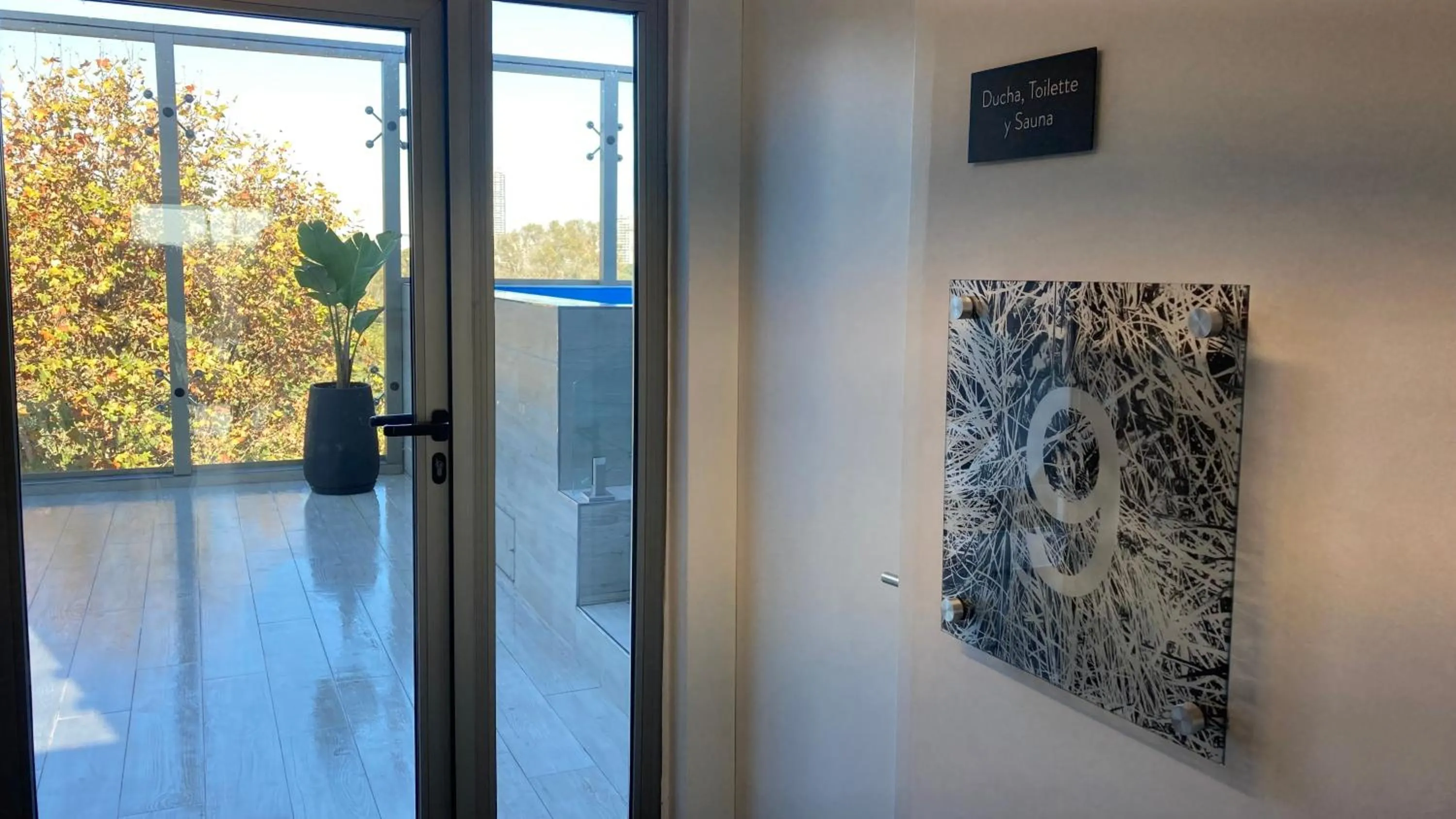 Shower in Babel Pampa