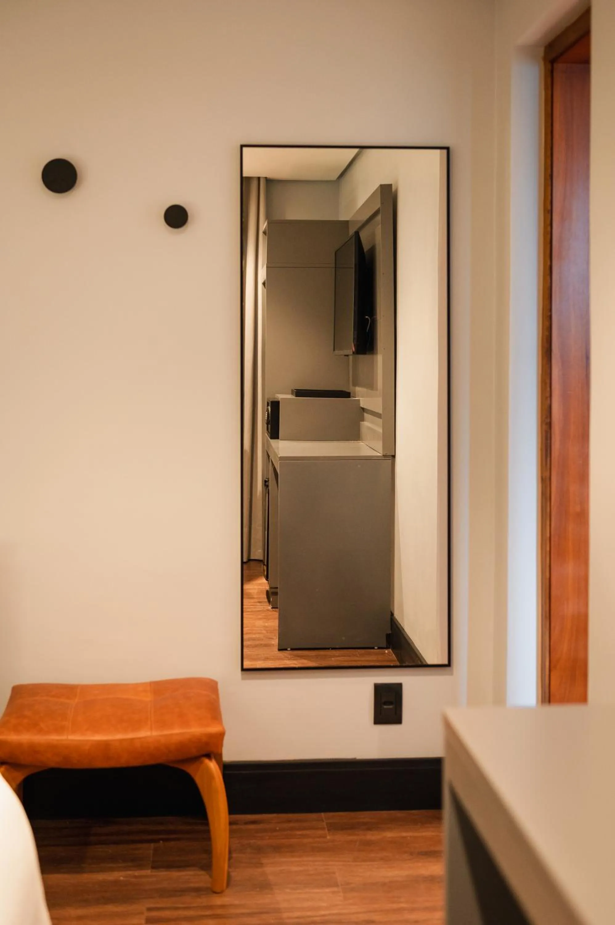 Photo of the whole room in 249 DESIGN HOTEL