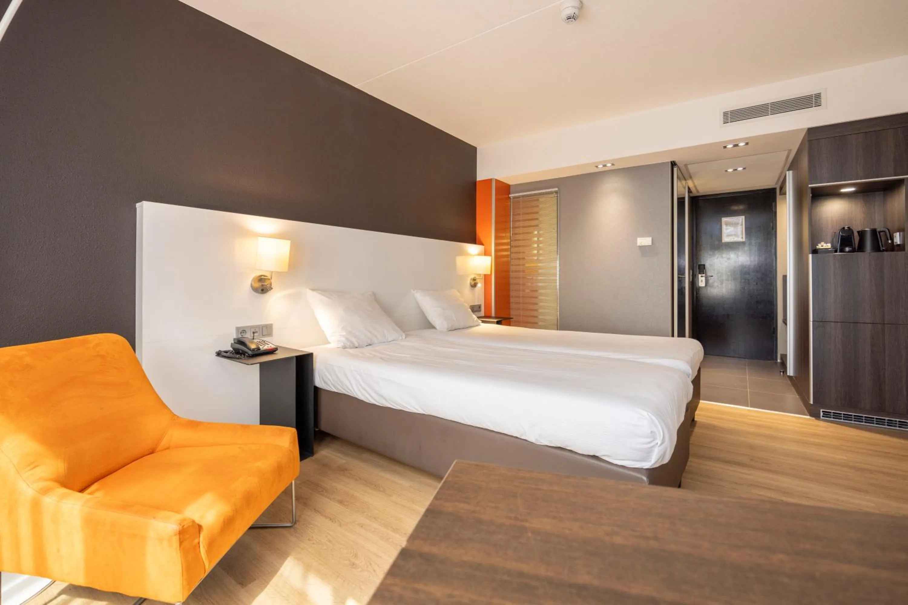 Bed in Fletcher Hotel-Restaurant Nieuwegein-Utrecht