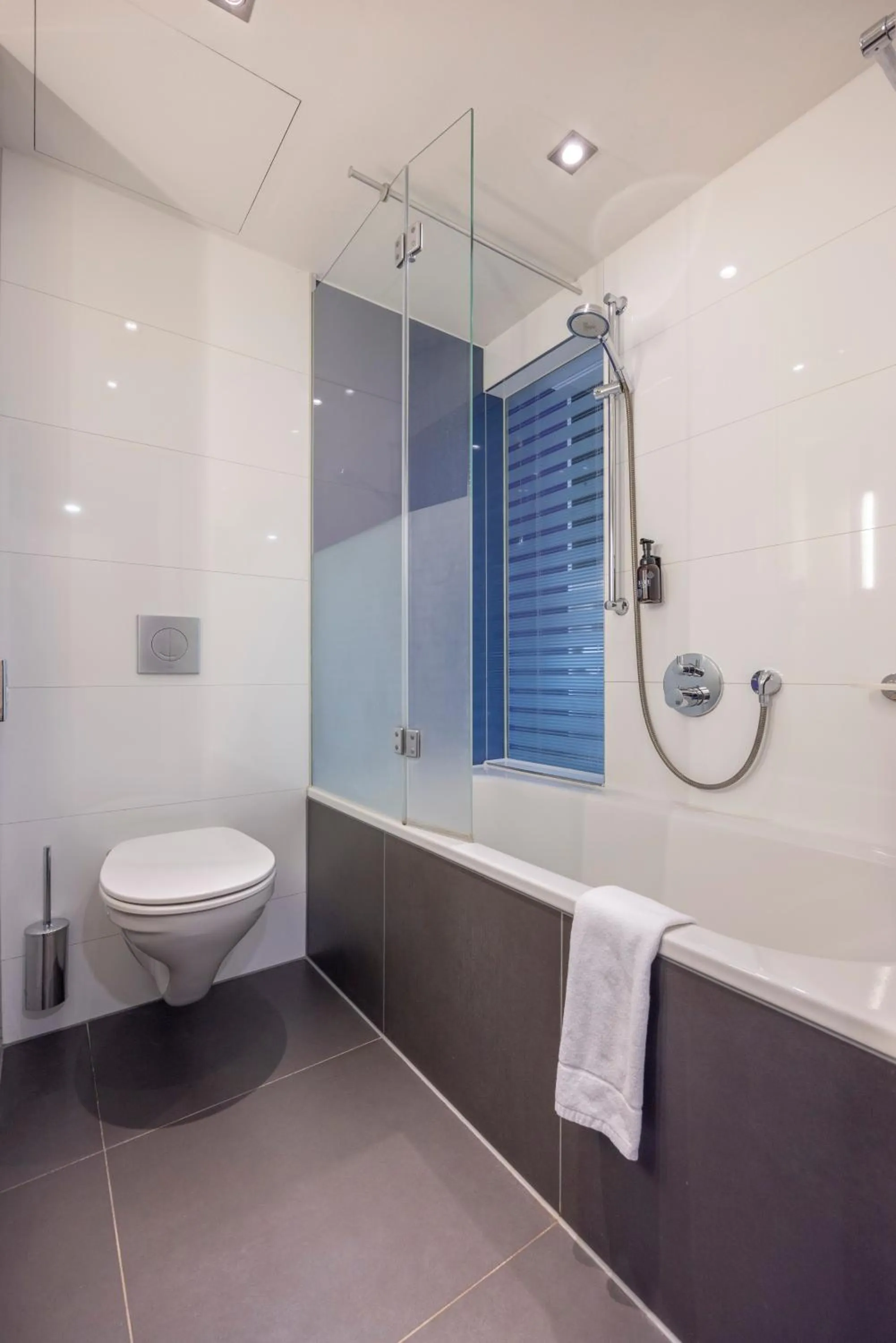 Shower in Fletcher Hotel-Restaurant Nieuwegein-Utrecht