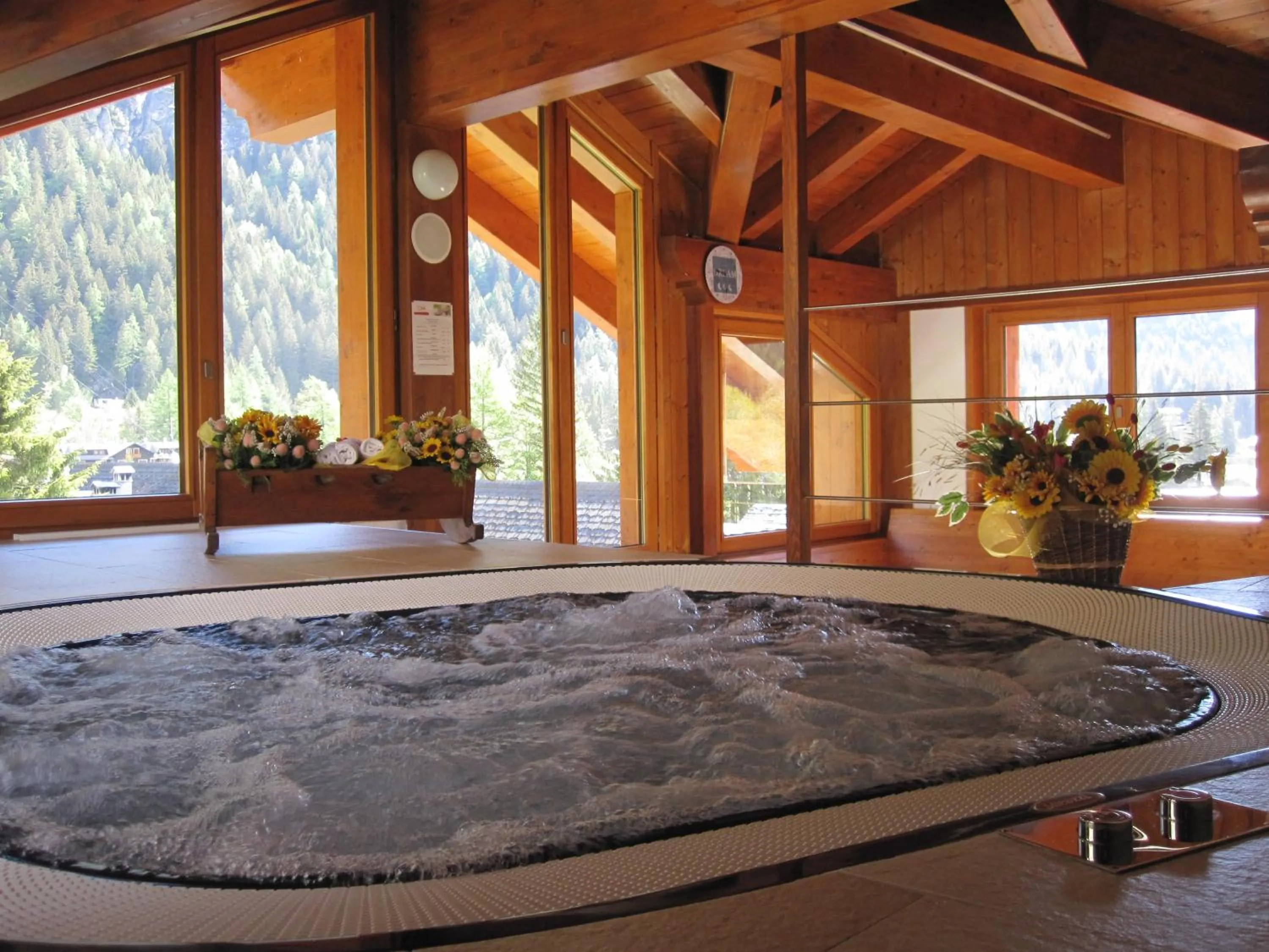 Hot Tub in Dream Hotel