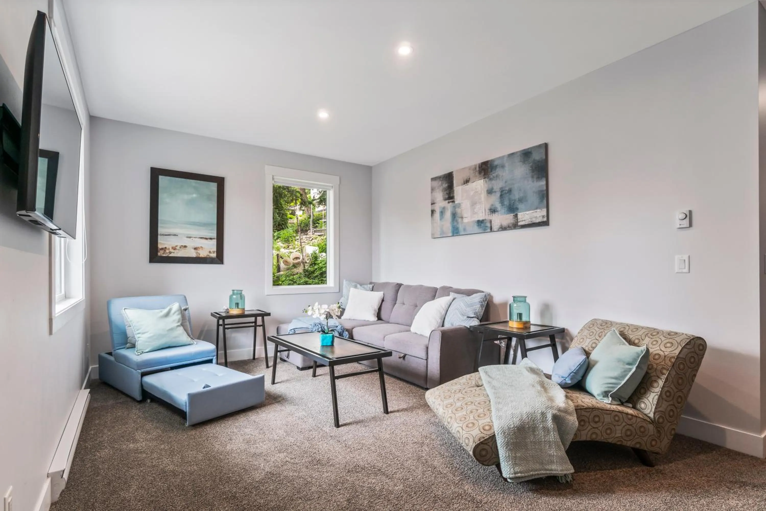 Living room in Heaven's Haven