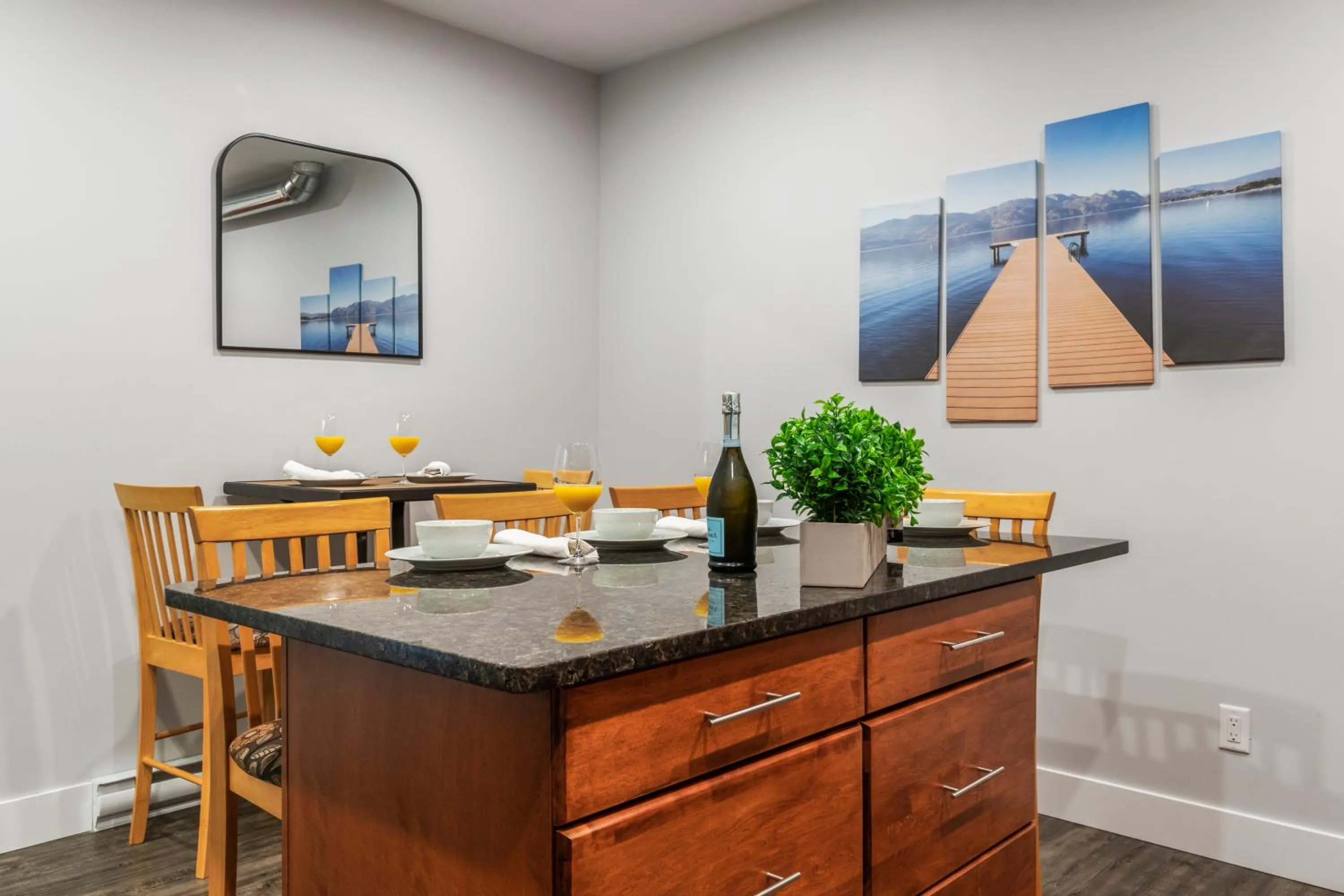 Dining area in Heaven's Haven