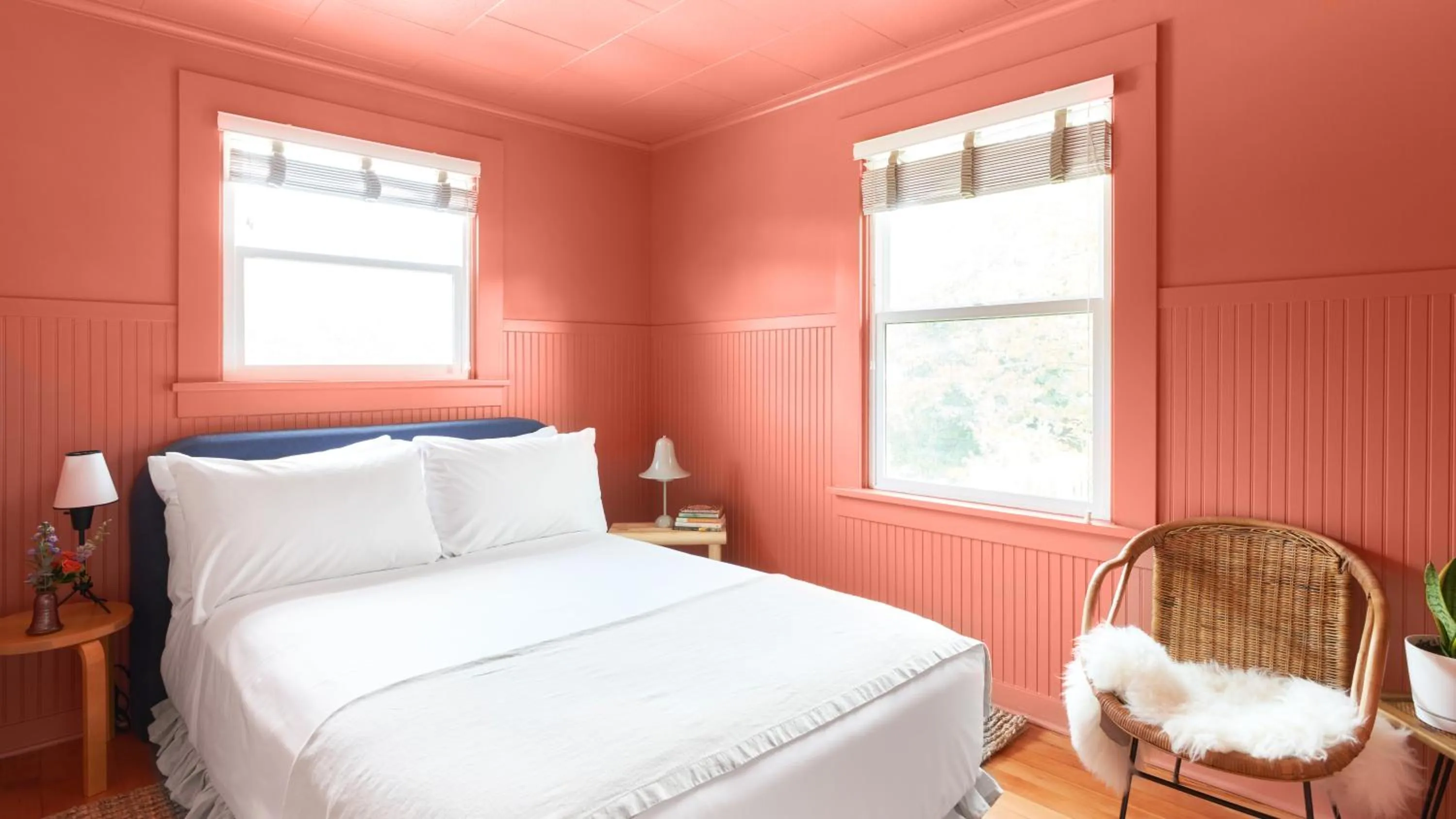 Bed in The Drifthaven at Gearhart