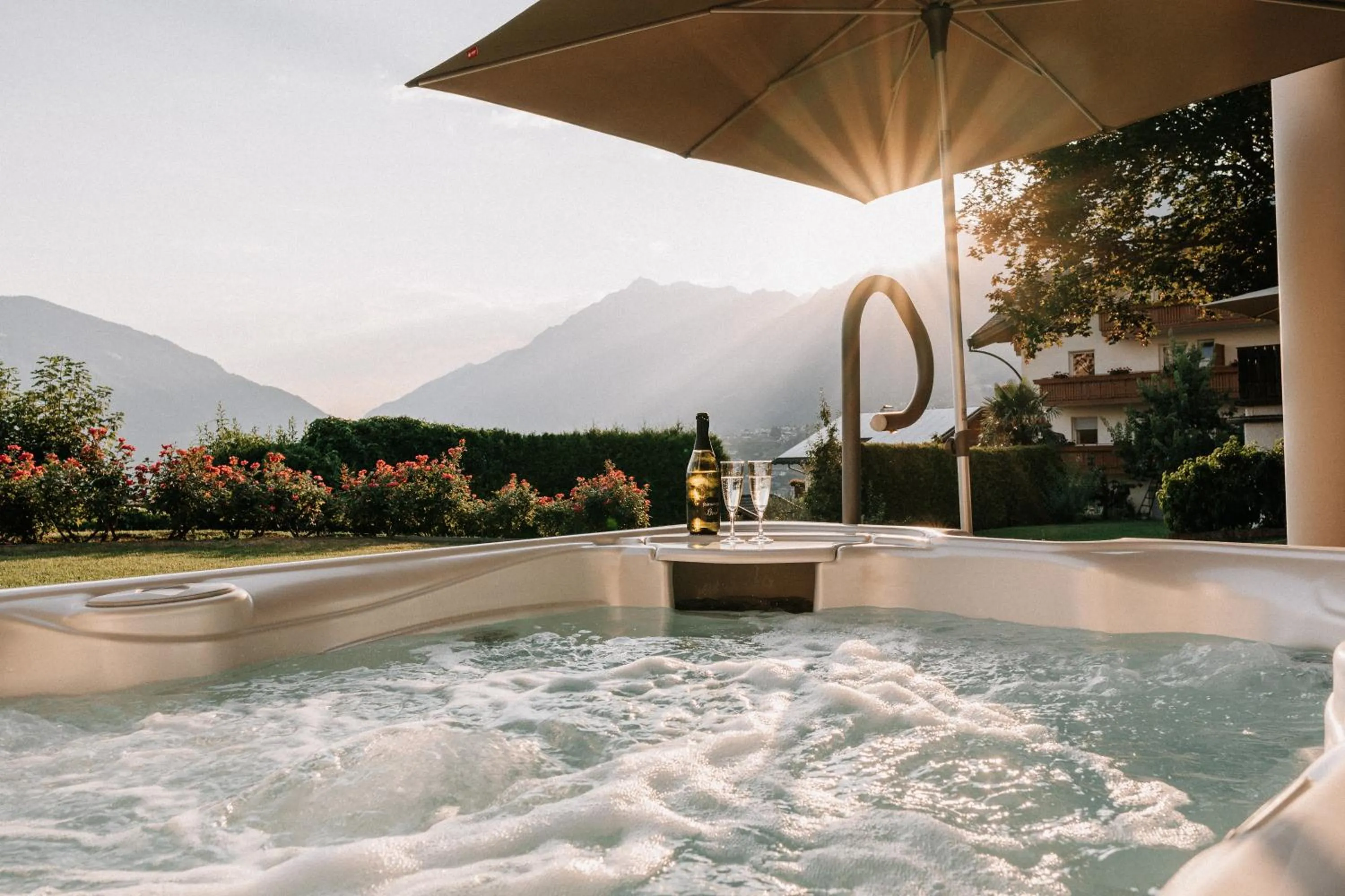 Hot Tub in Hotel Garni Katnau