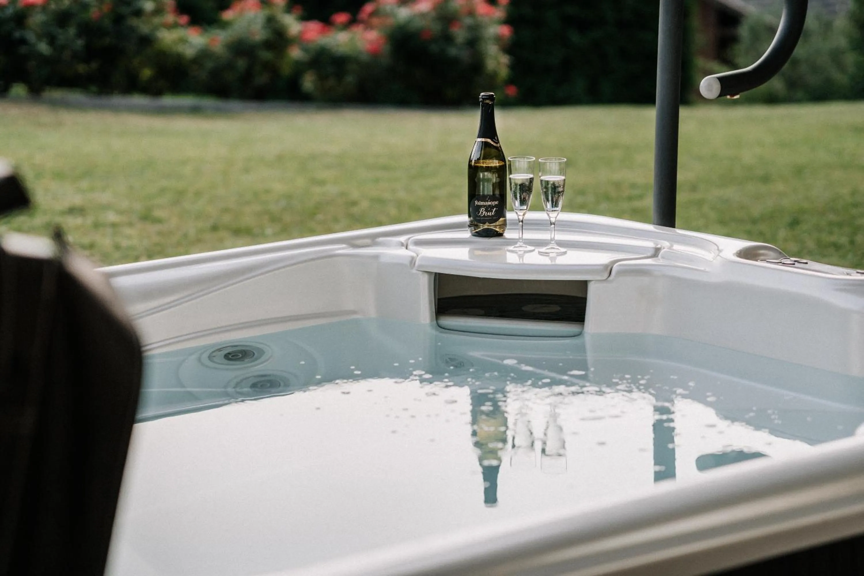 Hot Tub in Hotel Garni Katnau