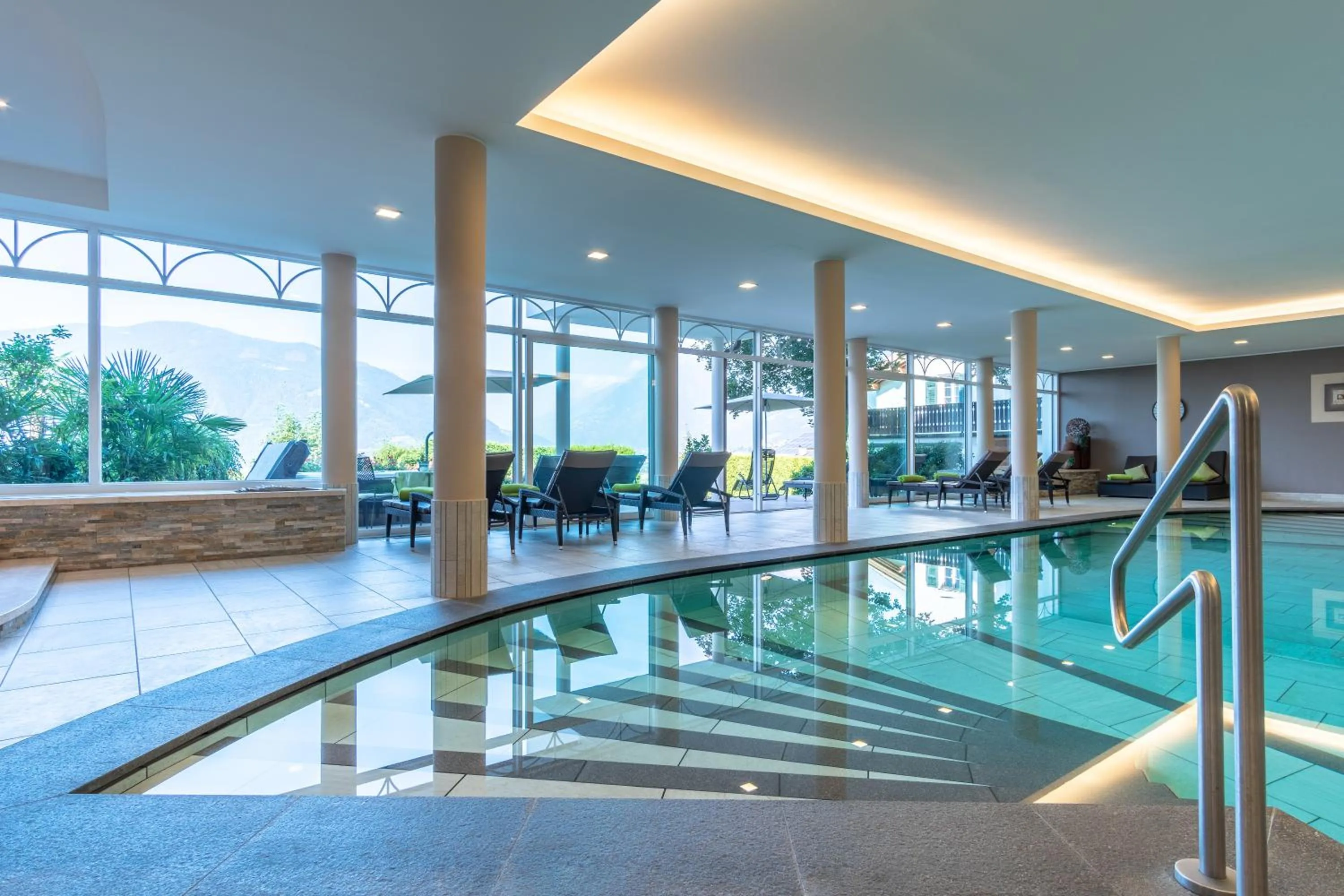 Swimming pool in Hotel Garni Katnau