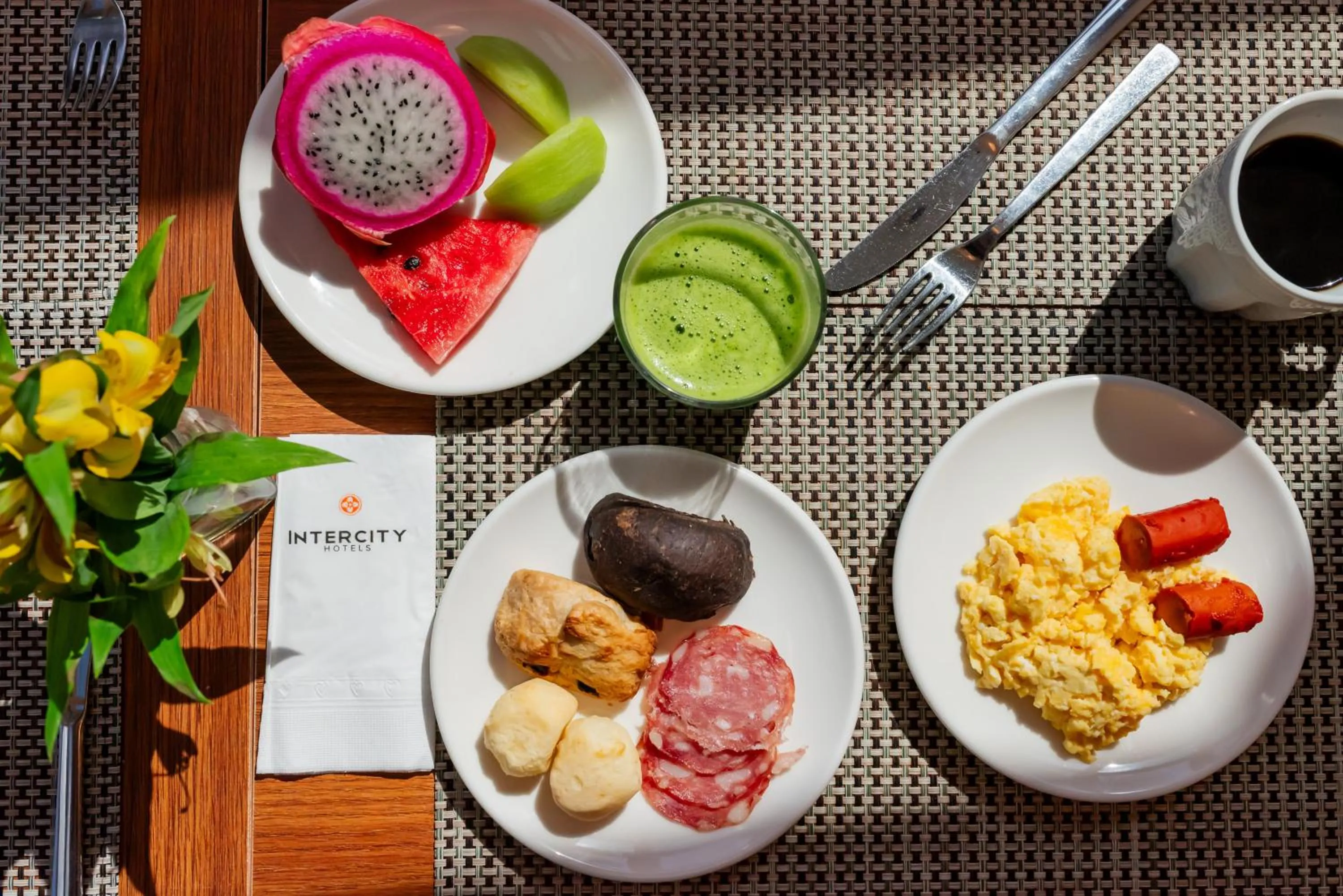 Breakfast in Intercity Vinhedo