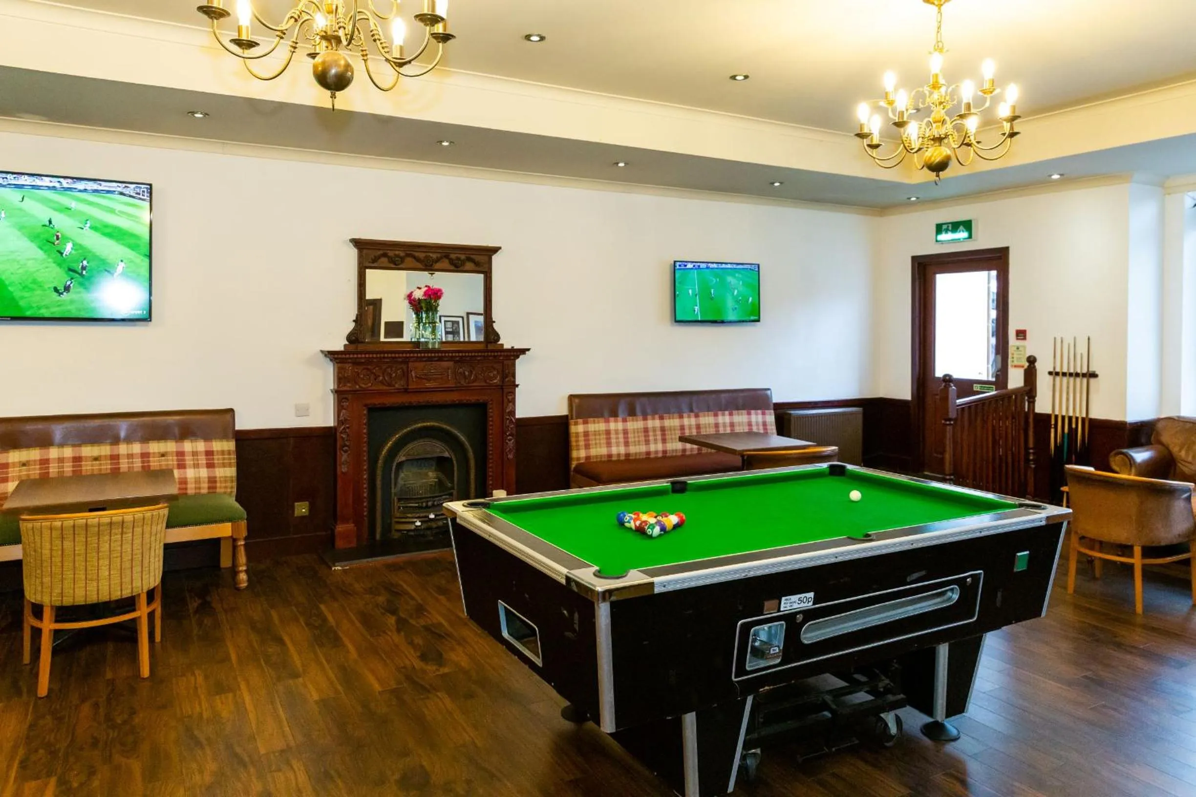 Lounge or bar in The Royal Hotel