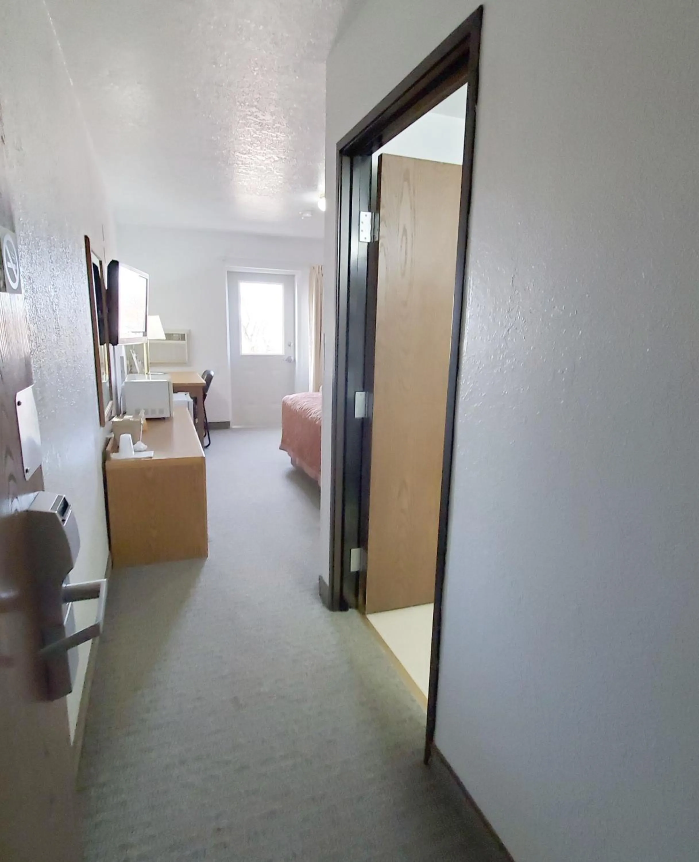 Bed in Super 8 by Wyndham Cut Bank