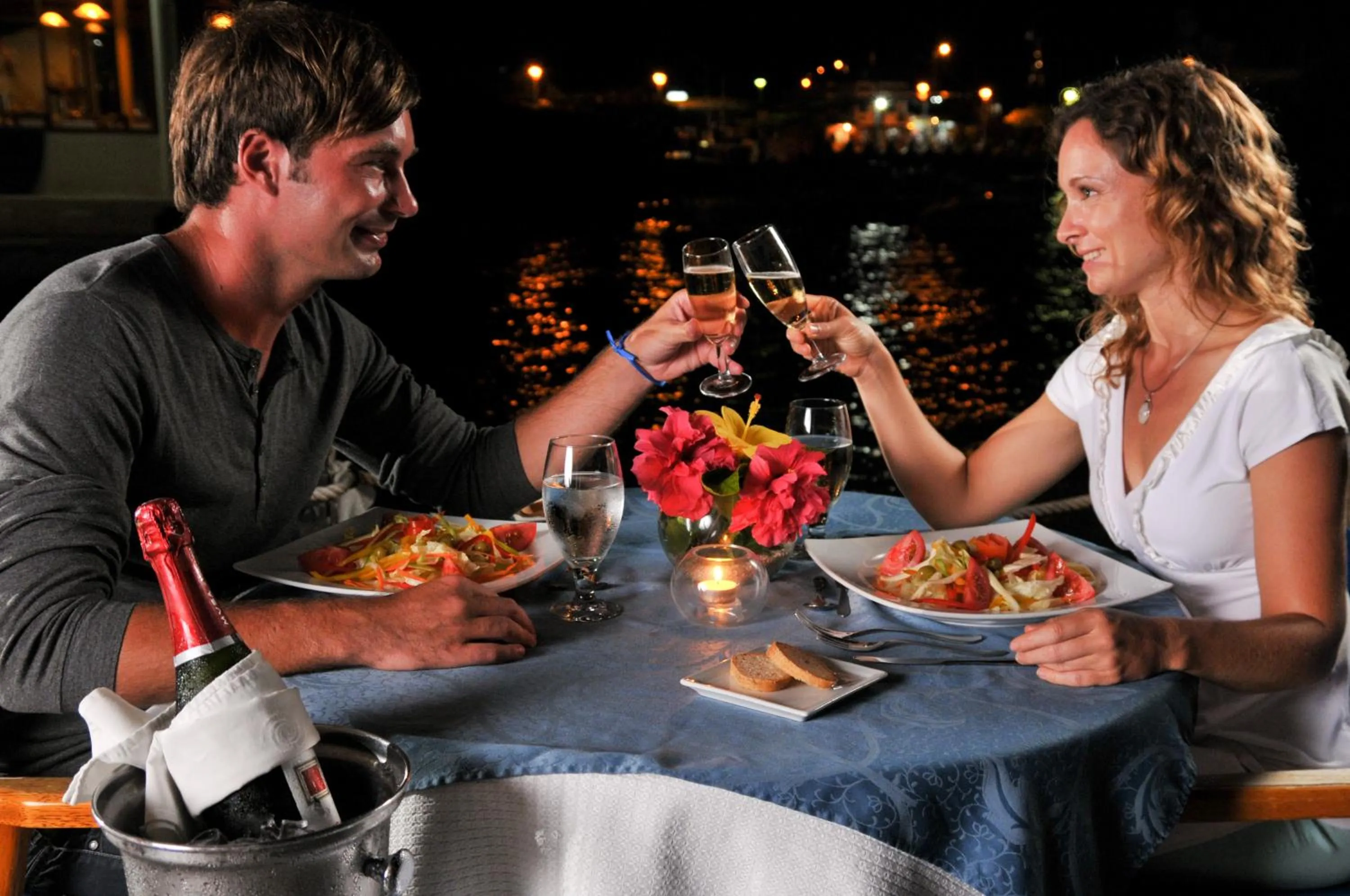 Restaurant/places to eat in Hotel Solymar