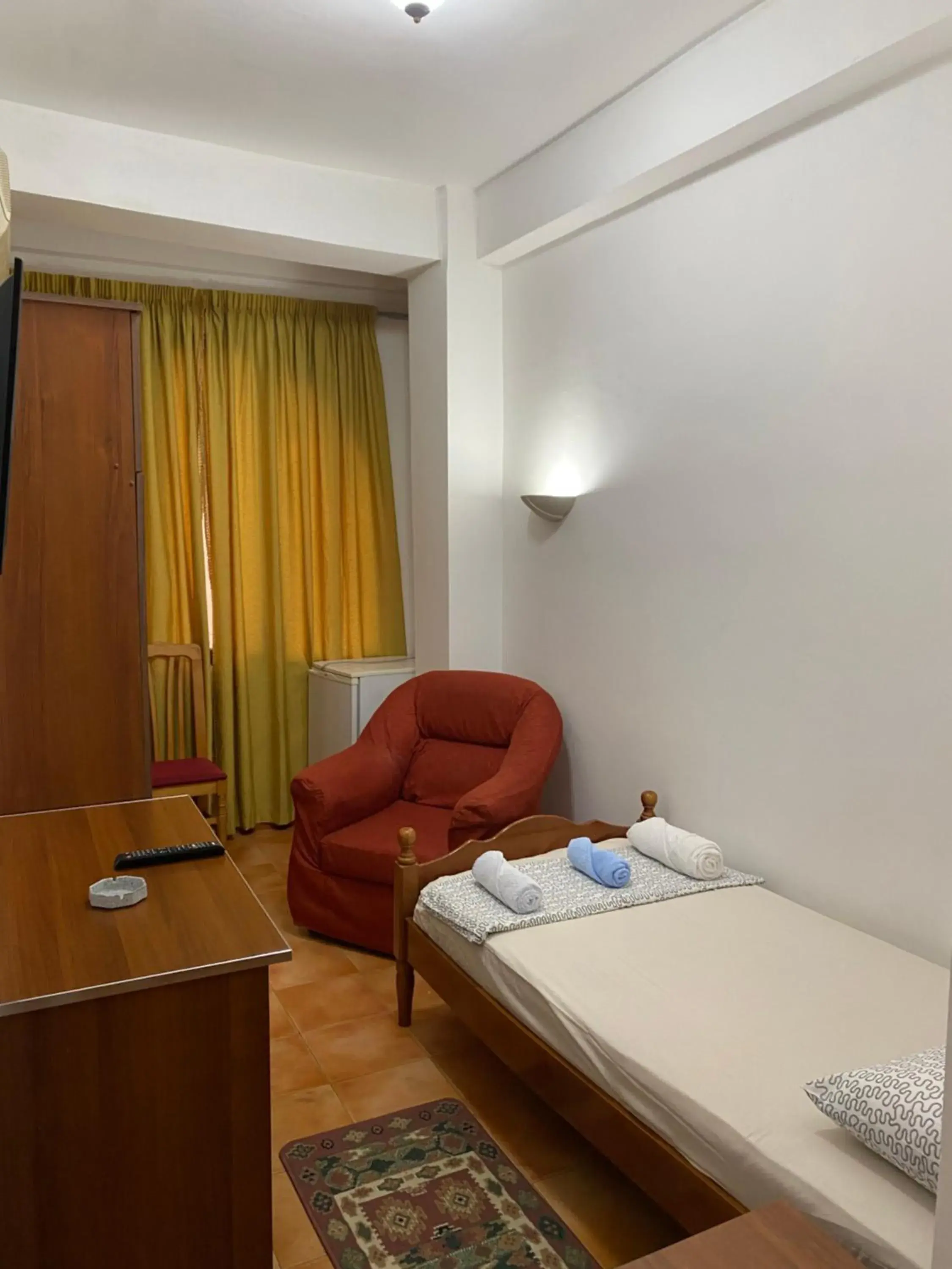 Economy Single Room - single occupancy in ~Villa Gloria~ Economy Single Room - single occupancy in ~Villa Gloria~