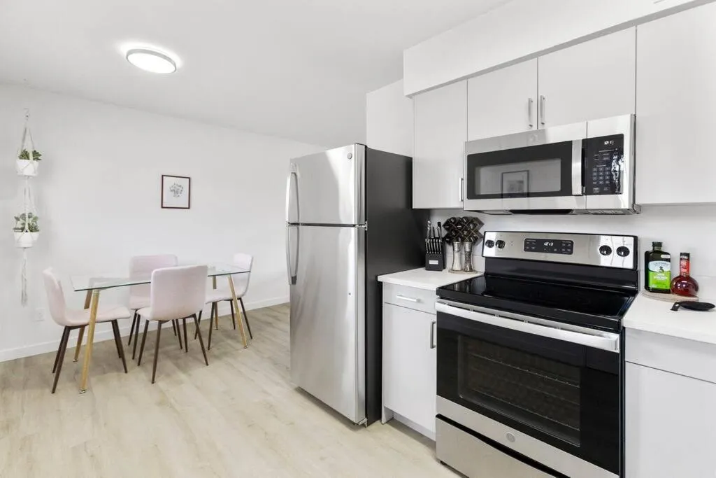 Contemporary Condo in Central Biltmore