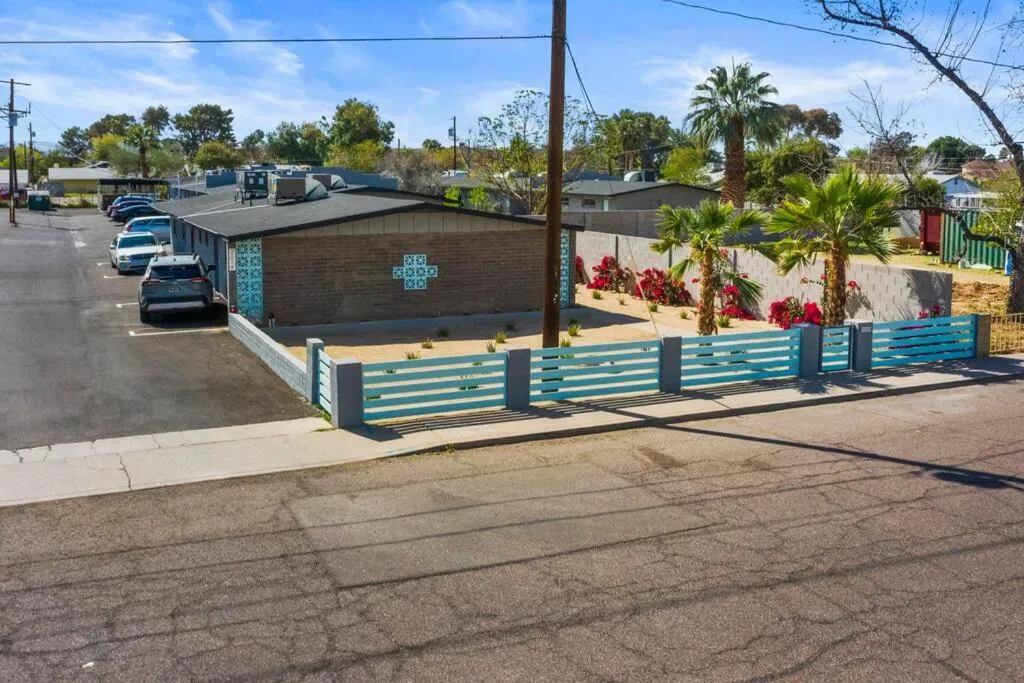 Contemporary Condo in Central Biltmore