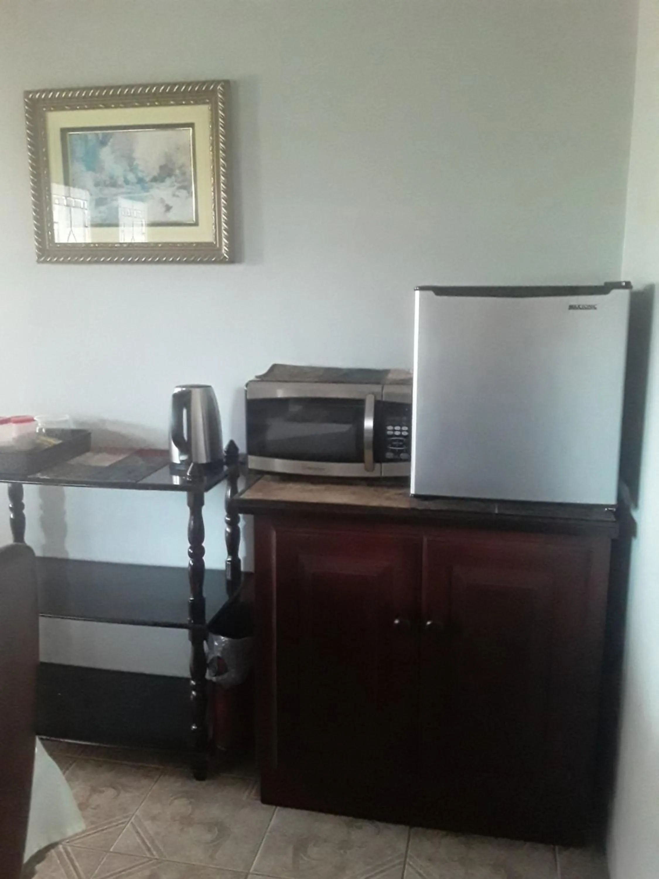 Kitchen or kitchenette in Derick's Inn