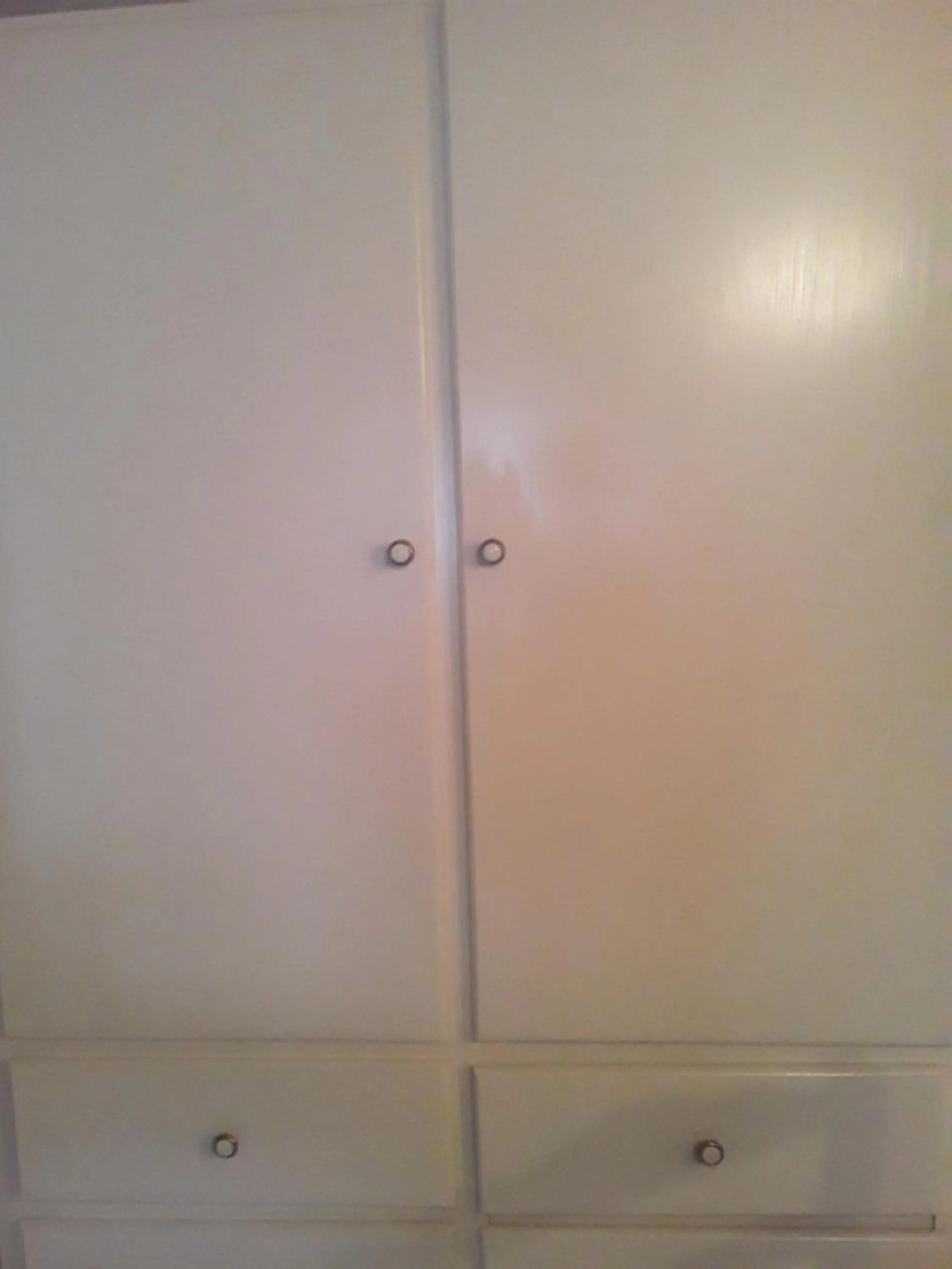 wardrobe in Derick's Inn