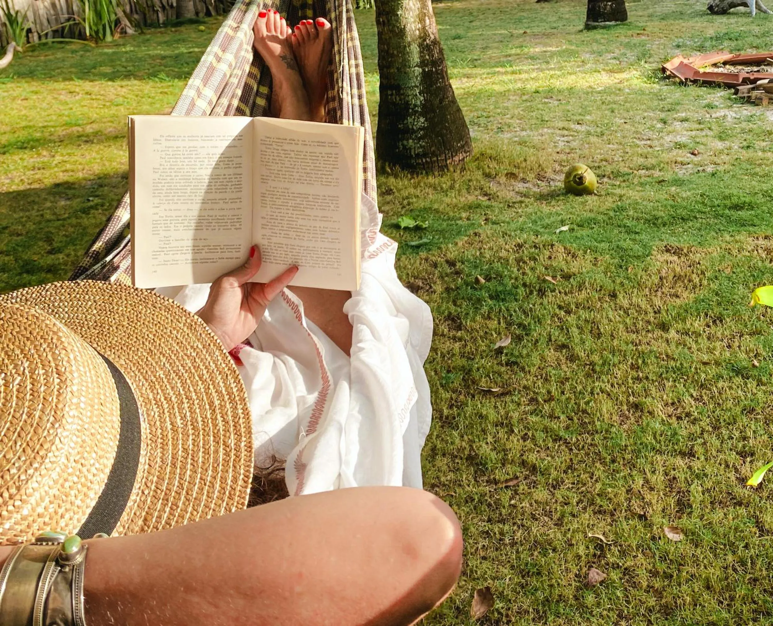 Garden in Bangalôs da Aldeia Caraiva