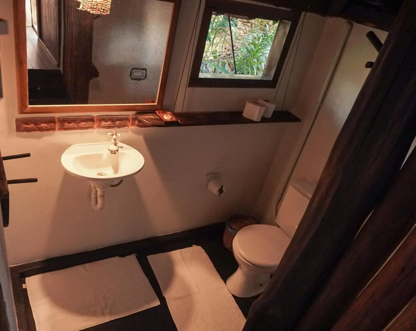 Toilet in Bangalôs da Aldeia Caraiva