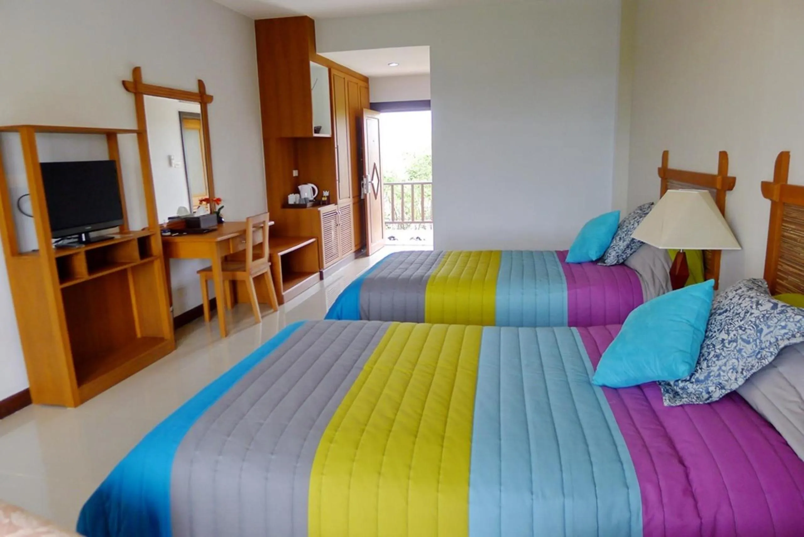 Bedroom, Bed in Pearl Laguna Resort