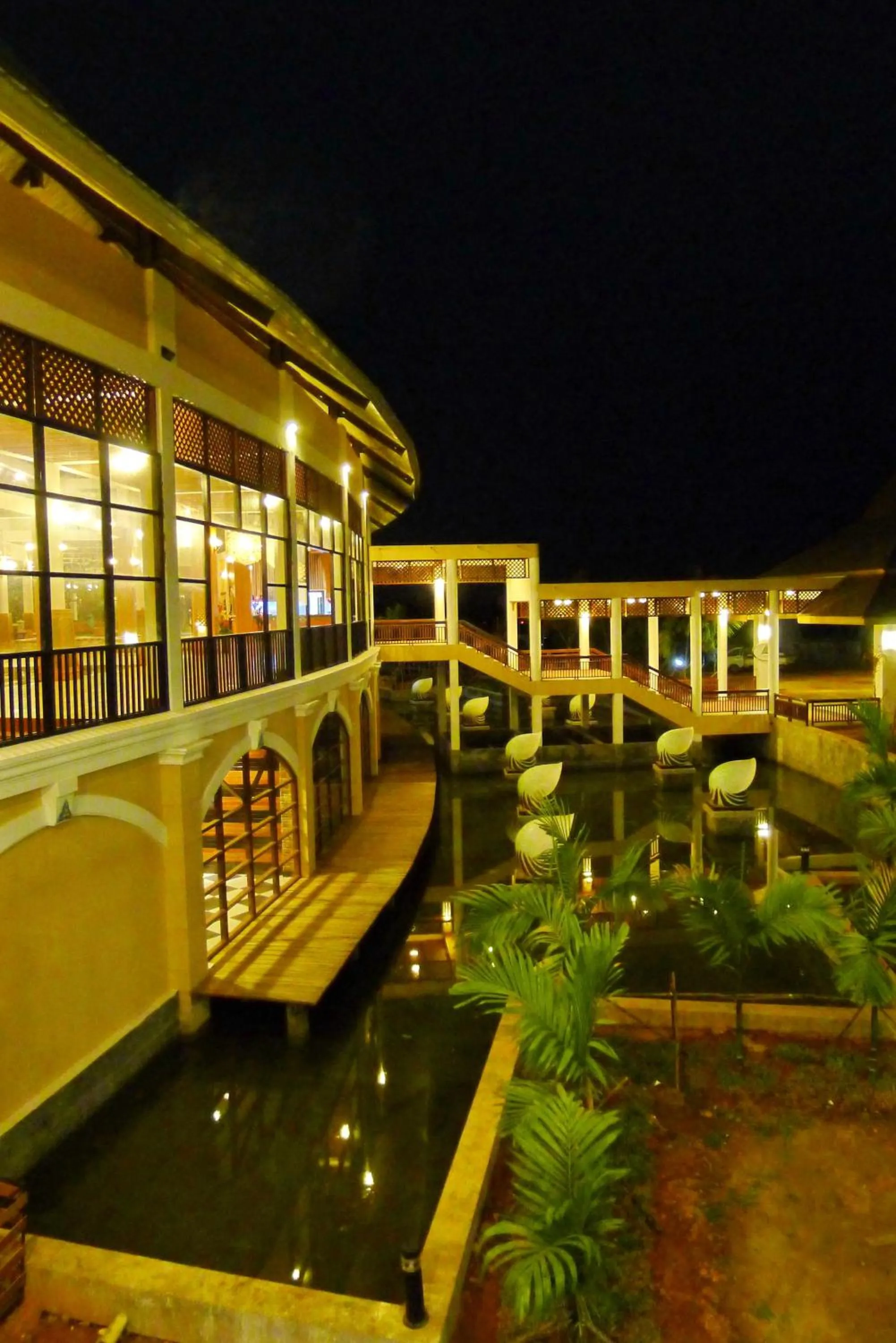 Property building in Pearl Laguna Resort