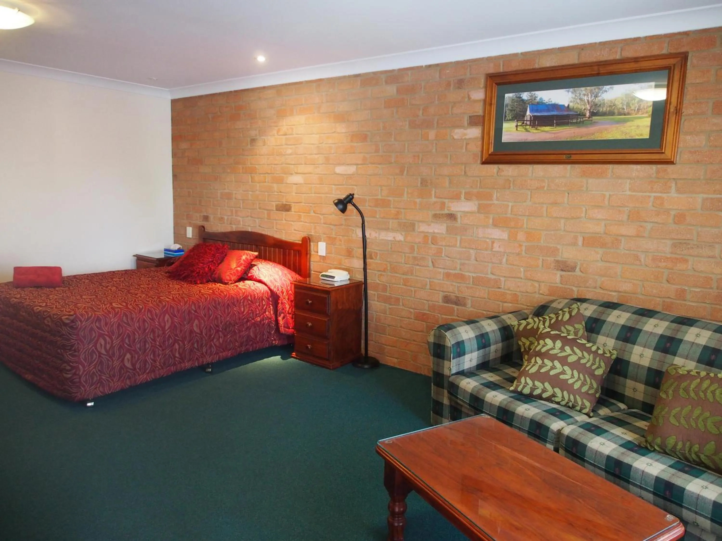 Photo of the whole room in Cobar Town & Country Motor Inn