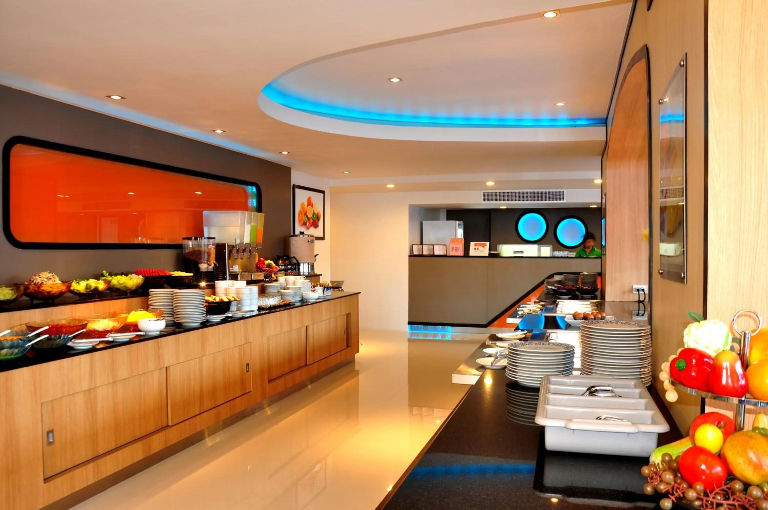 Restaurant/places to eat in Flipper Lodge Hotel - SHA Extra Plus