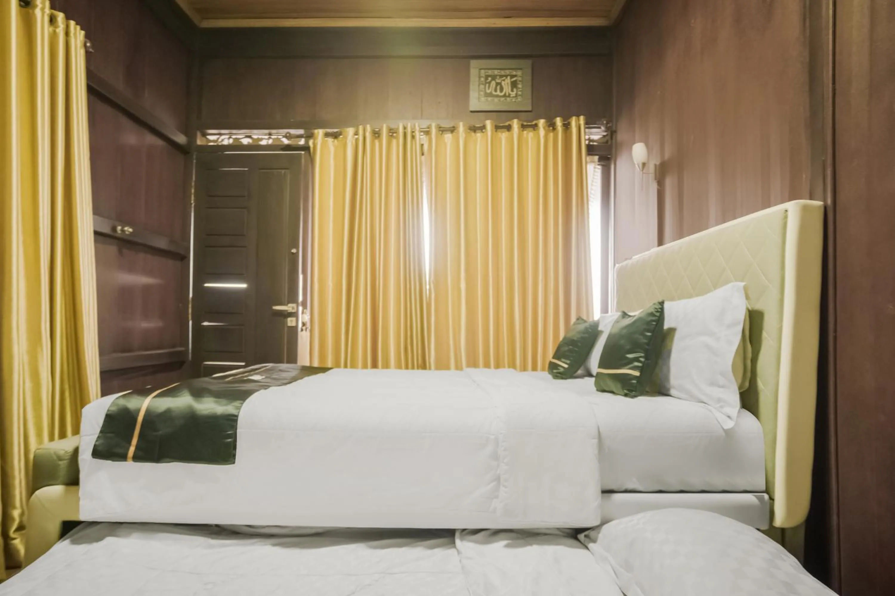 Bed in Townhouse Oak Ilir Timur I Near Ptc Mall