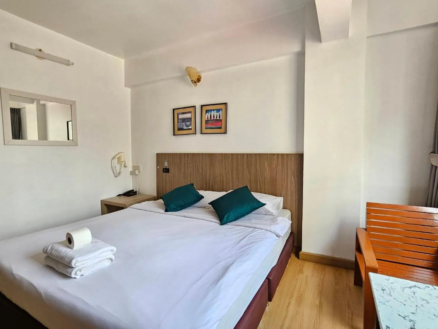 Bed in Crown BTS Nana Hotel