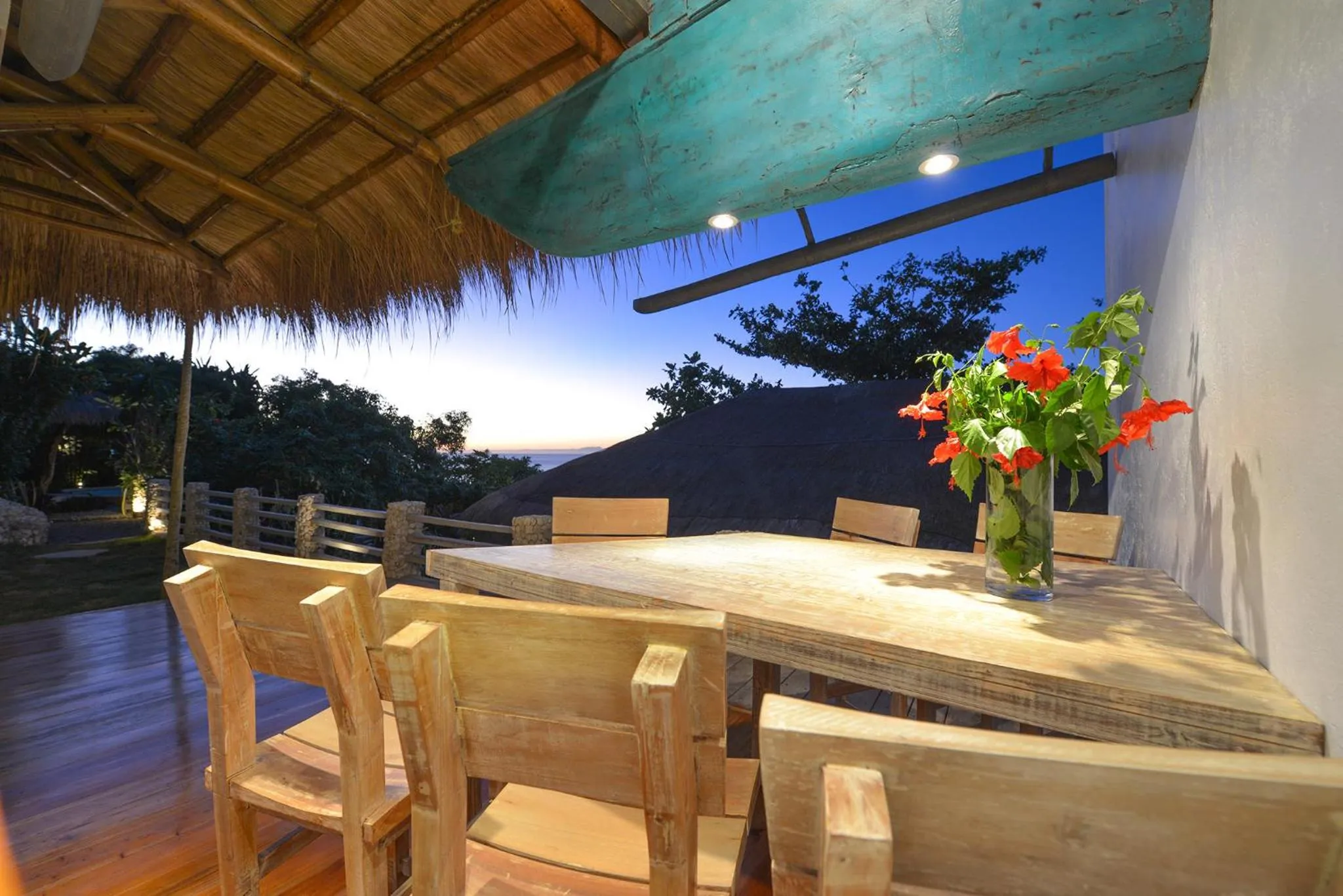 Dining area in Diniview Villa Resort