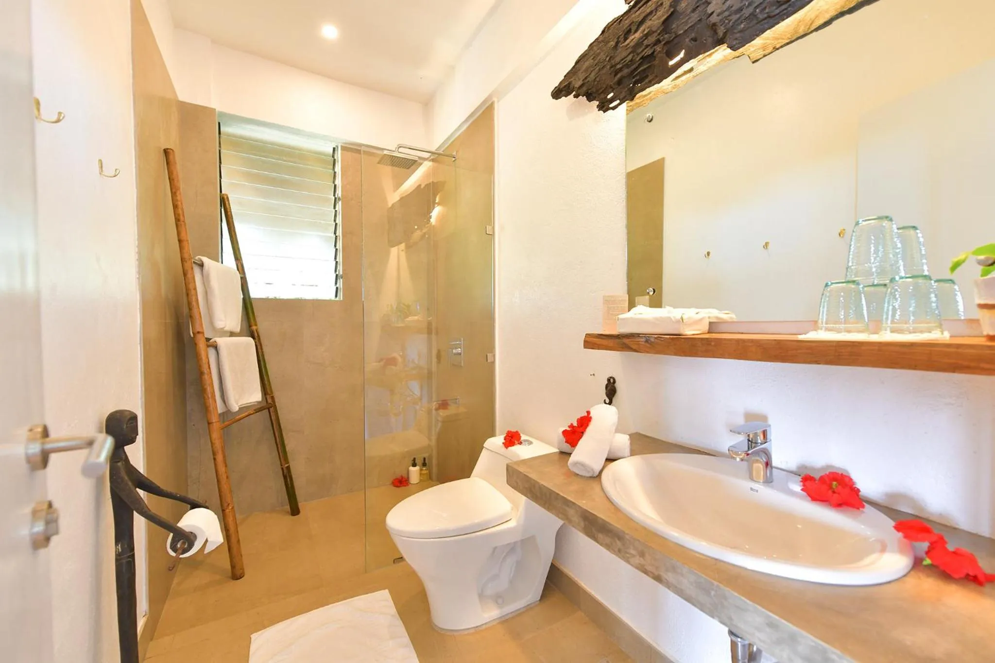 Shower in Diniview Villa Resort