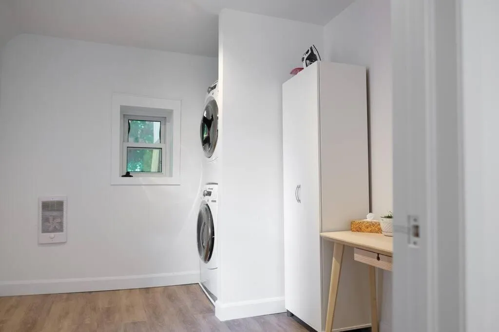 Scandi Inspired 2 Bed Suite Sandbanks Pass Incl