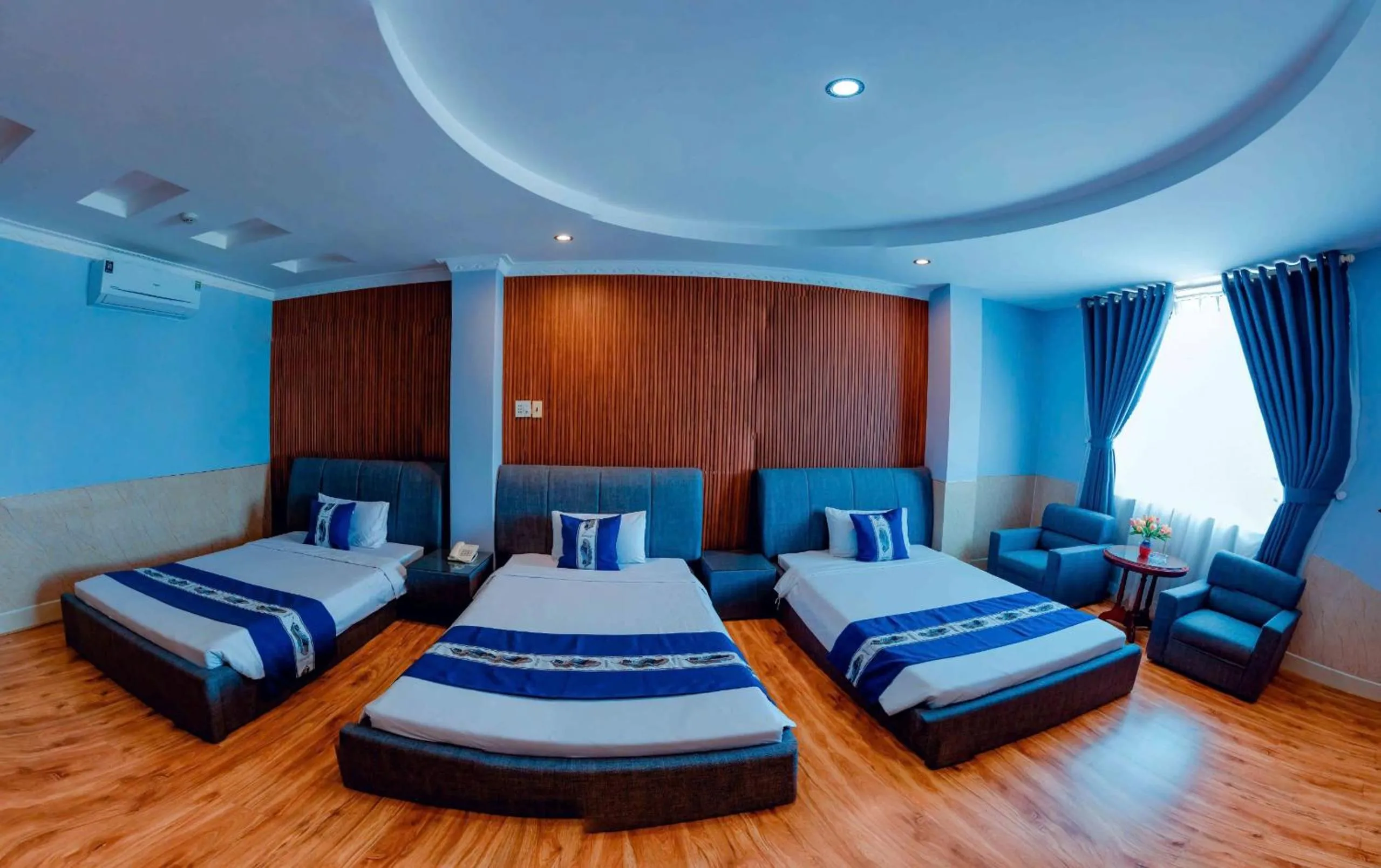 Bed in Linh Phuong 3 Hotel