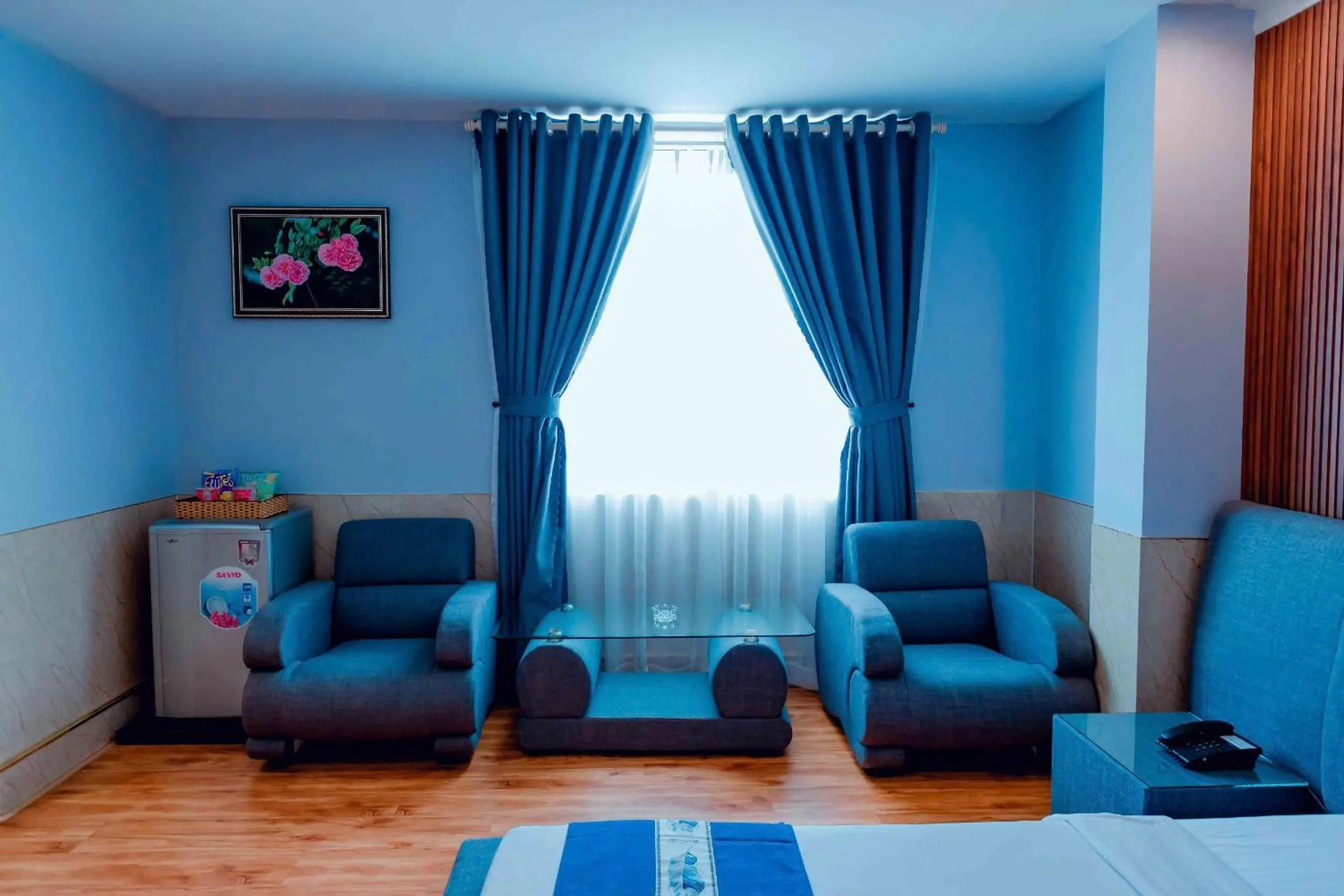 Seating area in Linh Phuong 3 Hotel