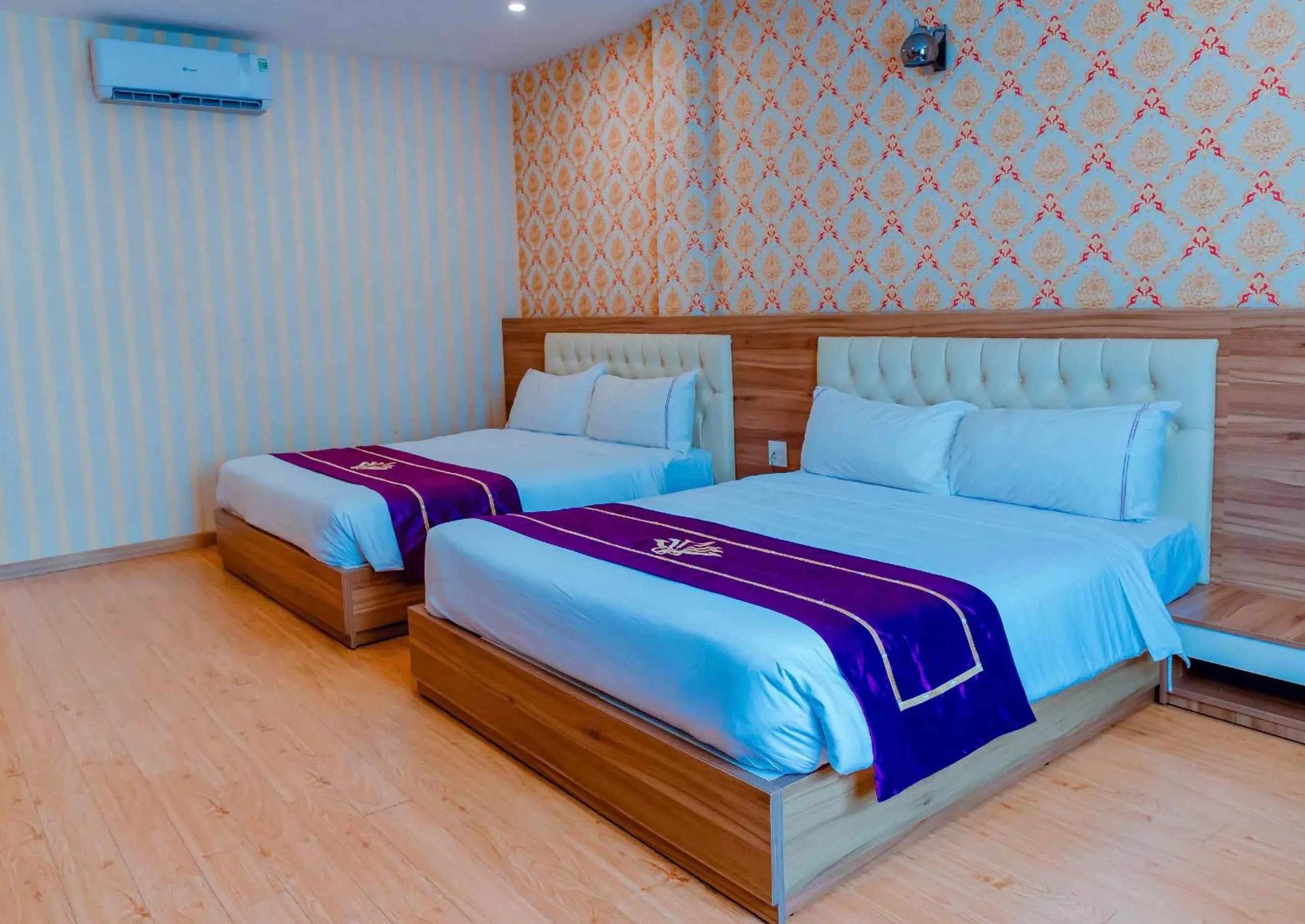 Bed in Linh Phuong 3 Hotel