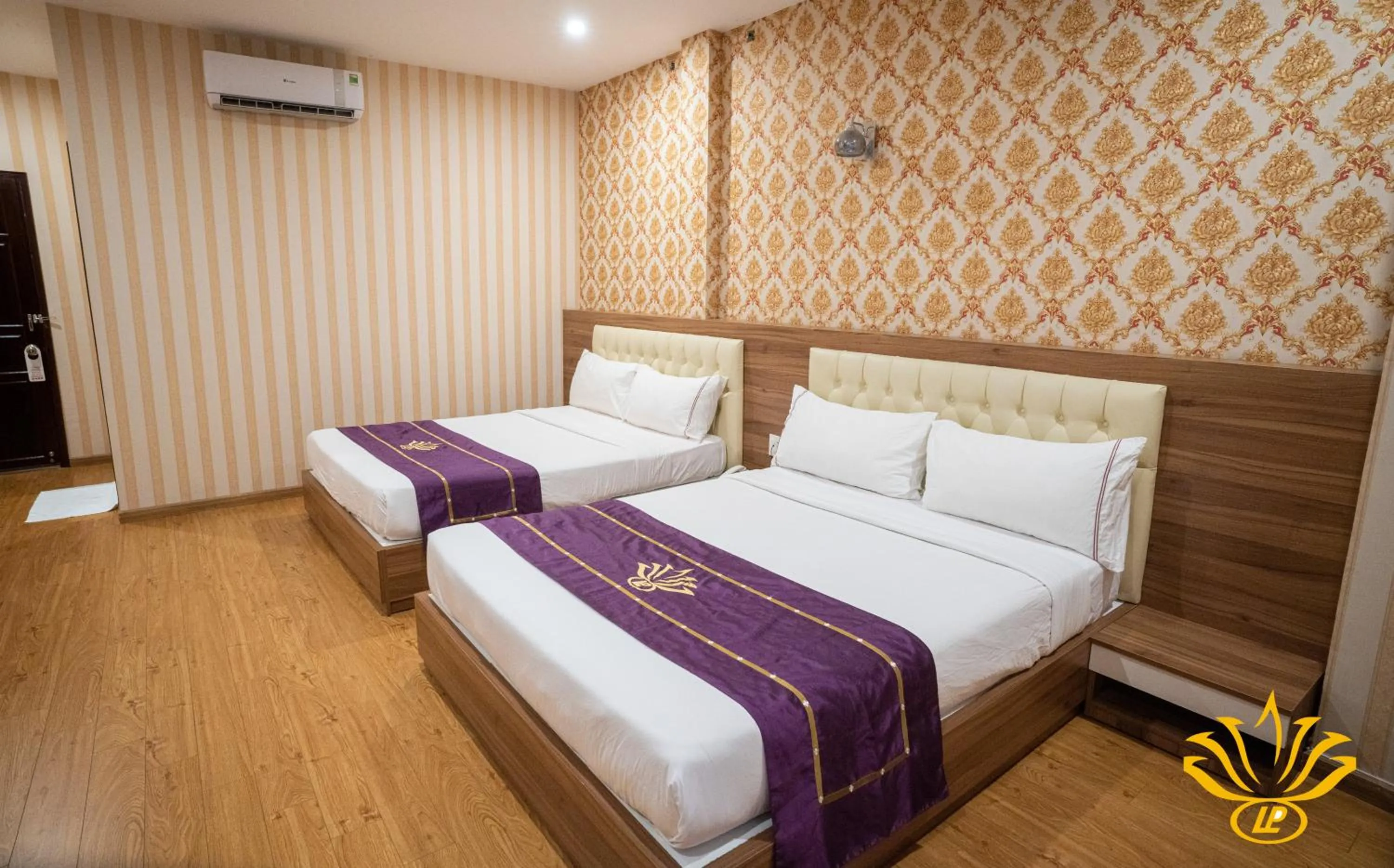 Bed in Linh Phuong 3 Hotel