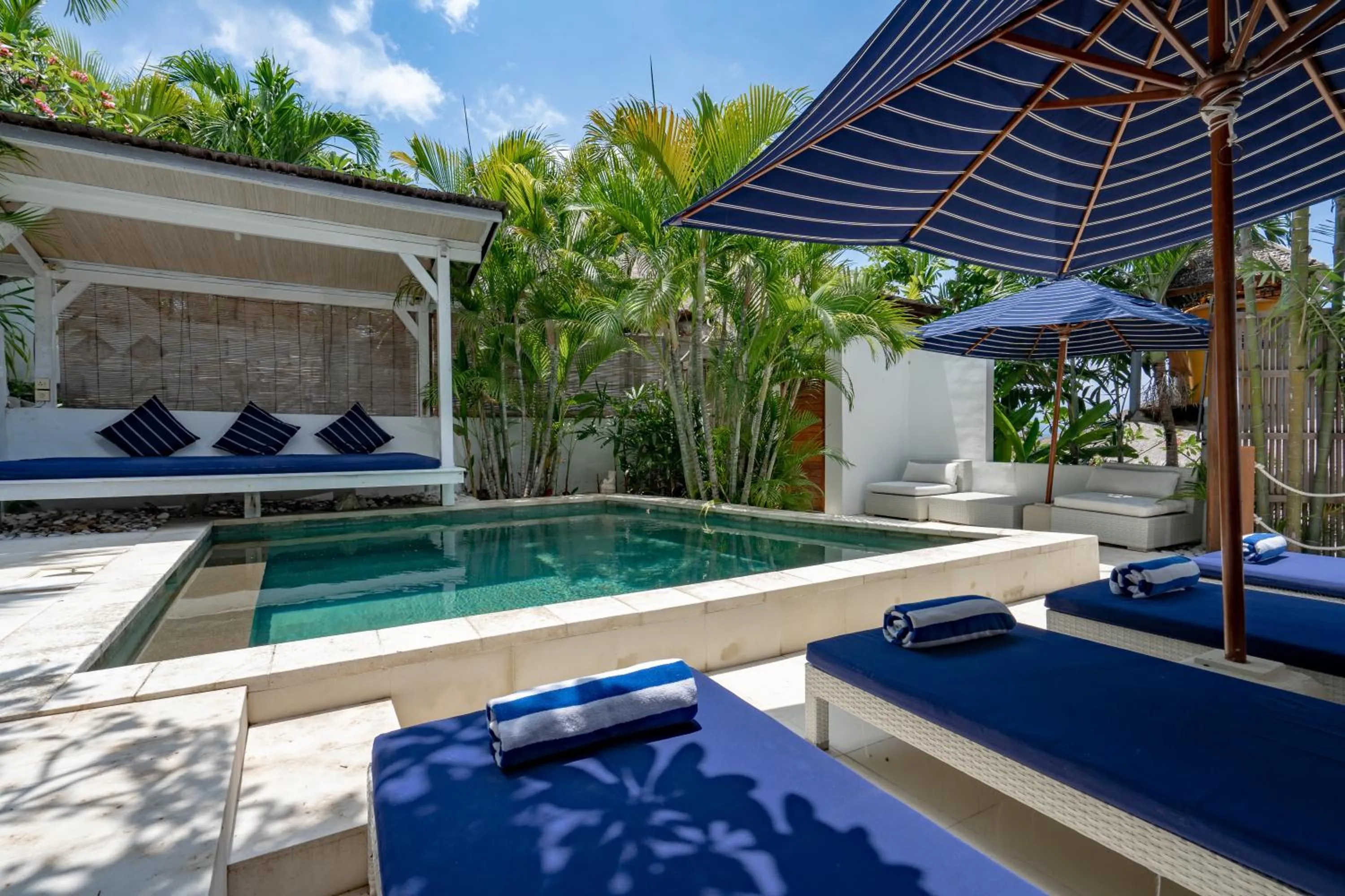 Swimming pool in Aqua Nusa - Luxury Lembongan Villas