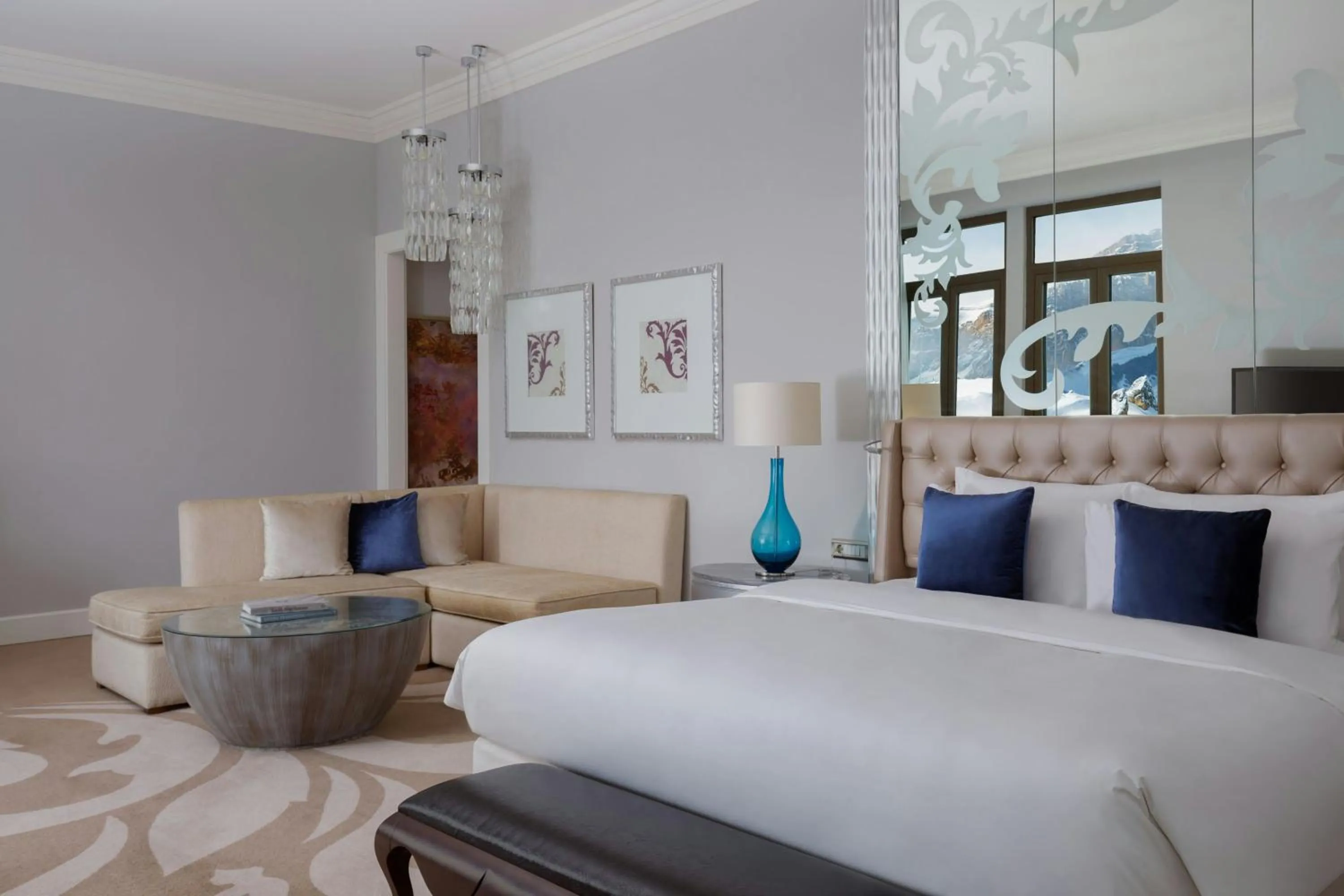 Photo of the whole room, Bed in Pik Palace, Shahdag, Autograph Collection