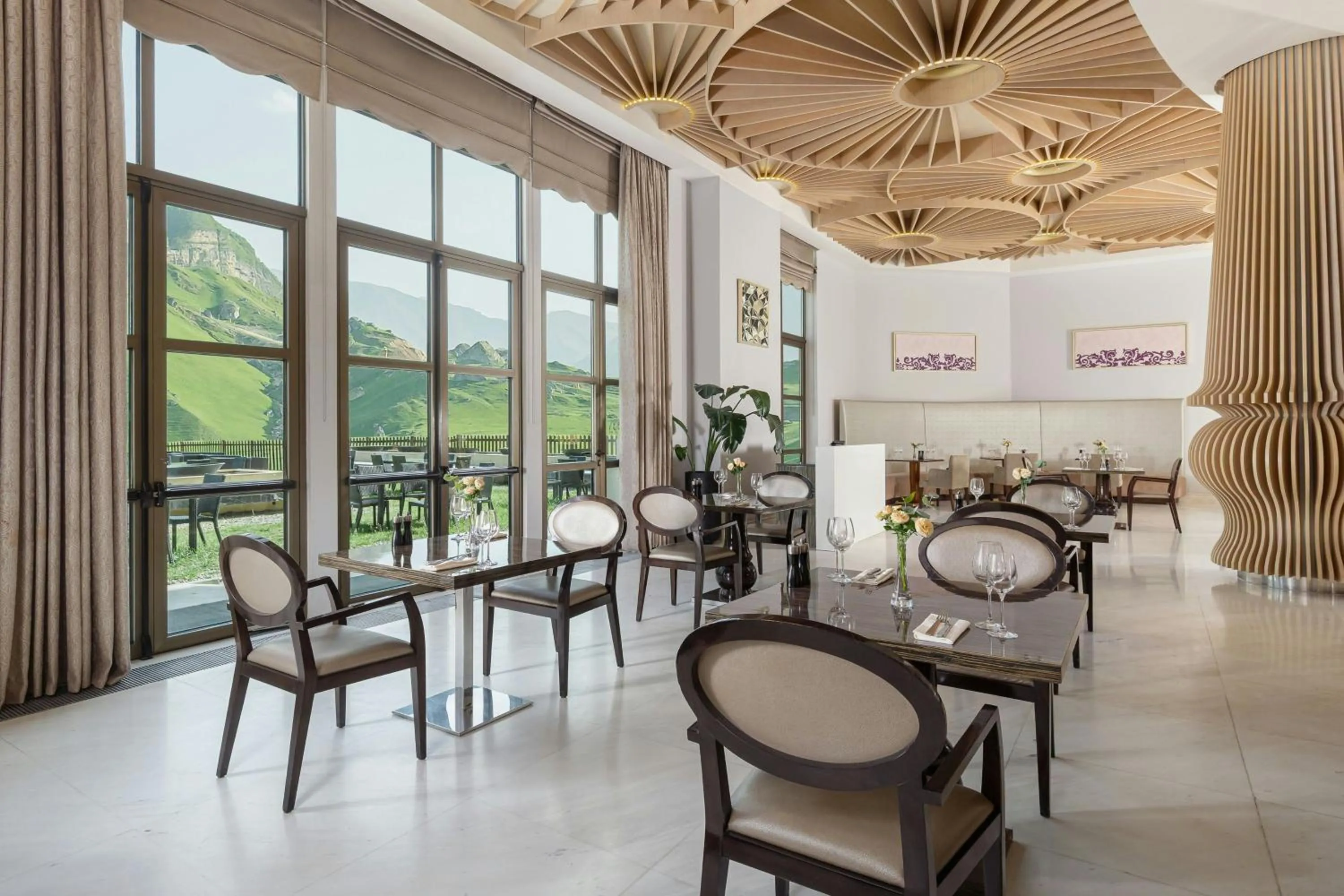 Restaurant/places to eat in Pik Palace, Shahdag, Autograph Collection