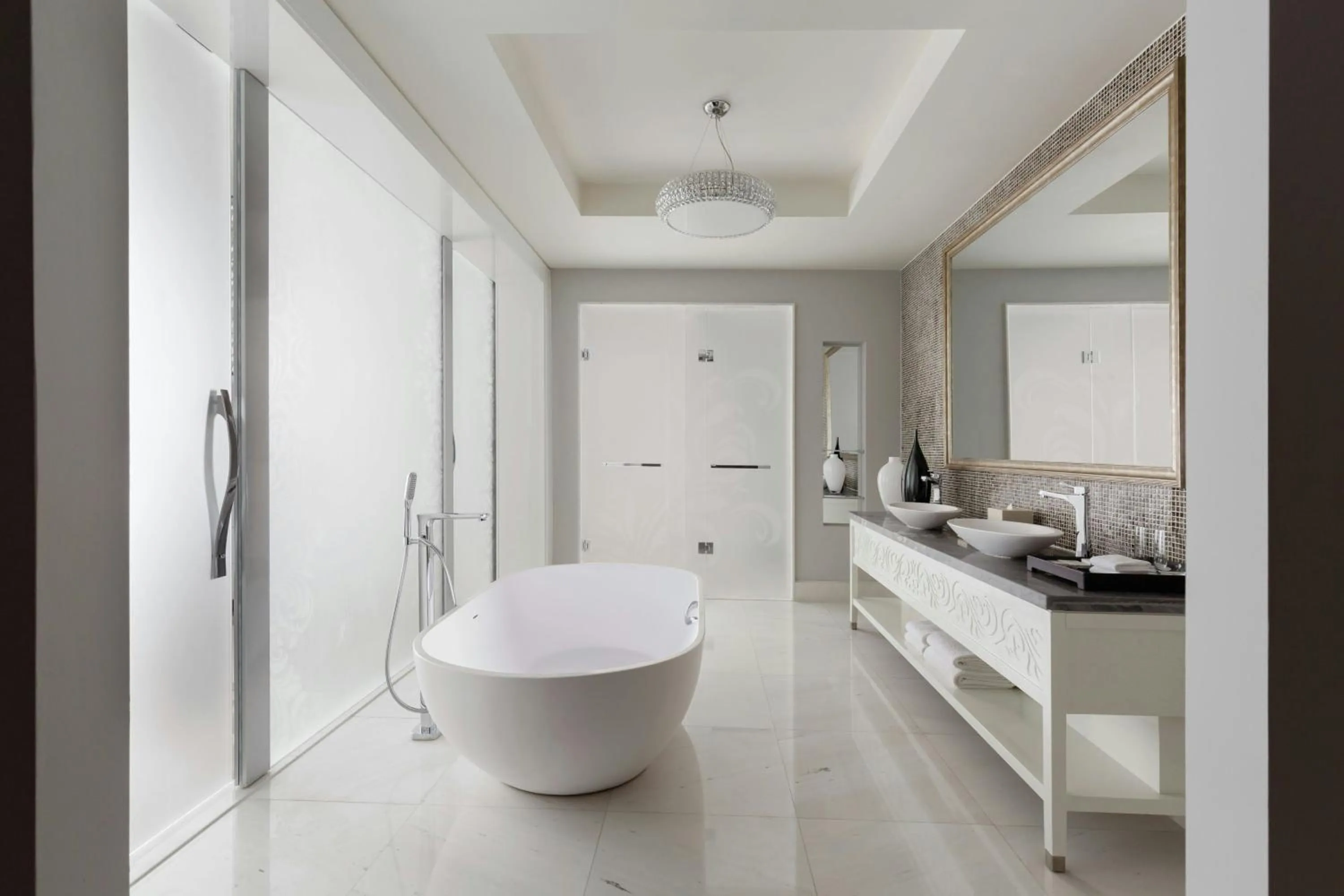 Photo of the whole room in Pik Palace, Shahdag, Autograph Collection