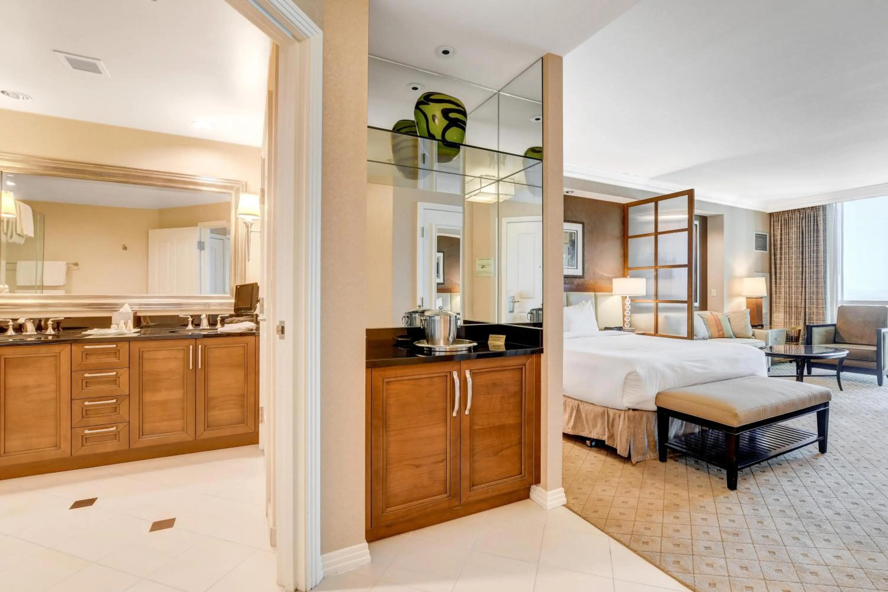 Bed in MGM Signature Towers by FantasticStay