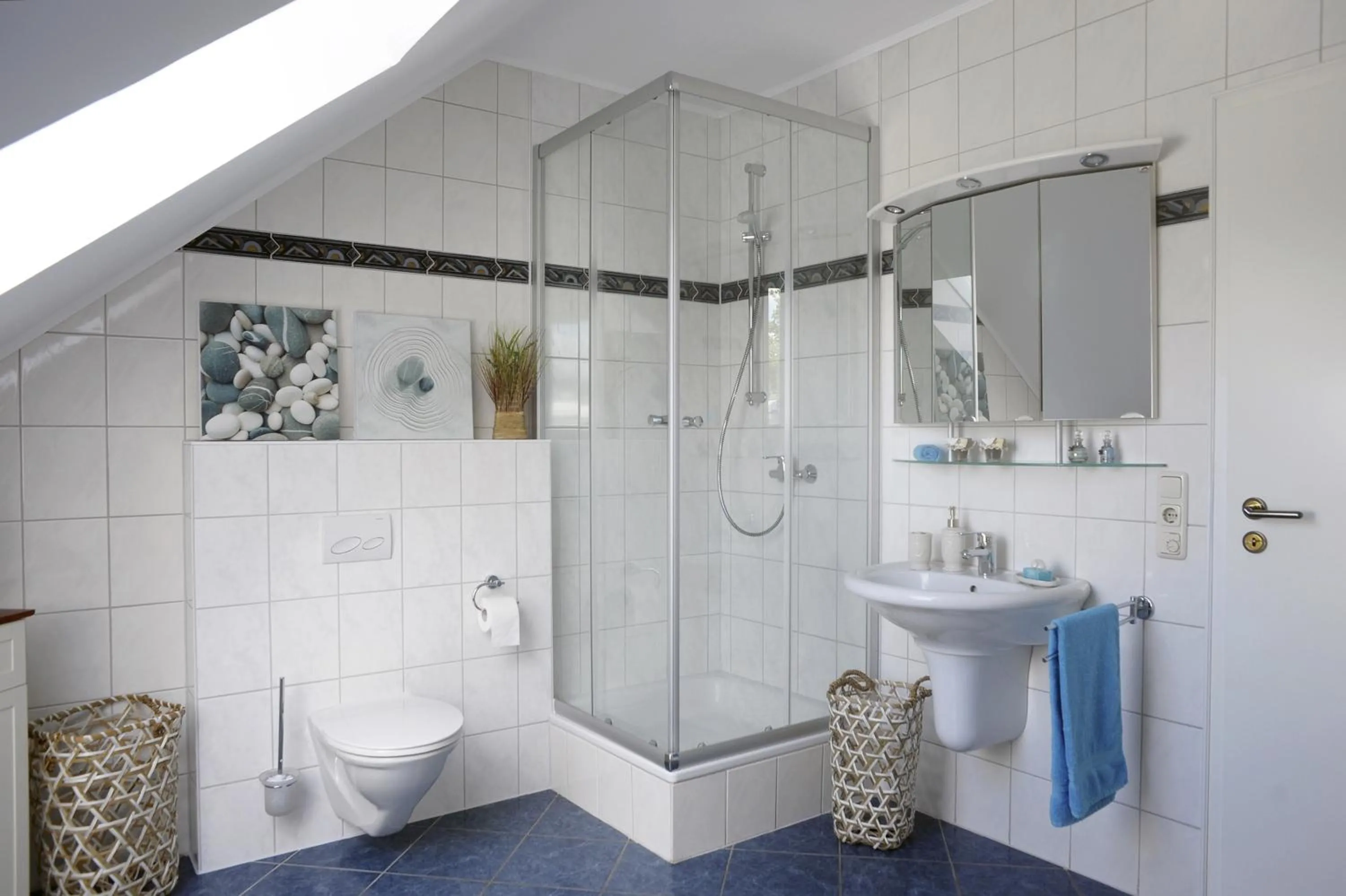 Bathroom in Ferienwohnung Landfein Schalkenmehren