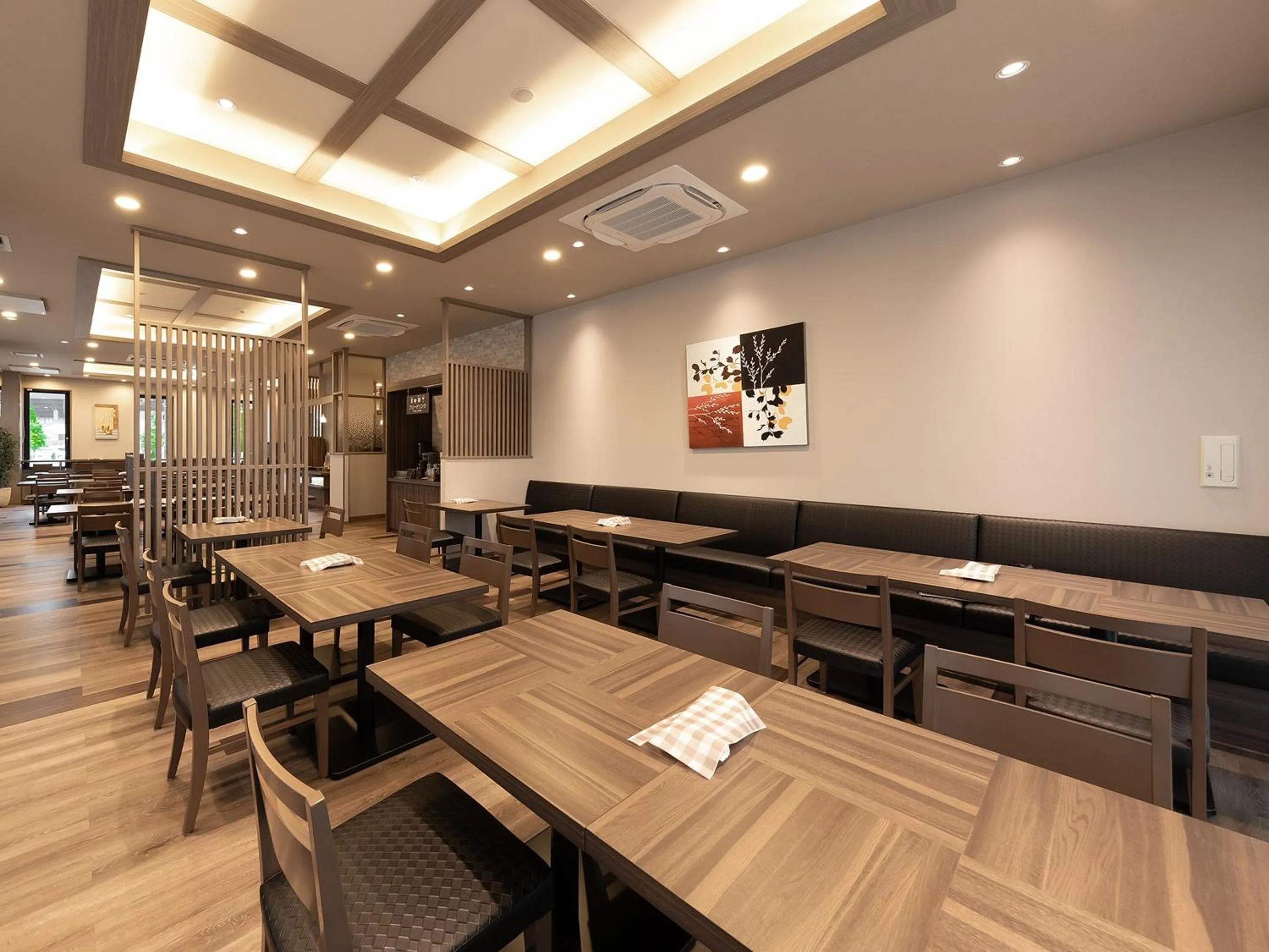 Restaurant/places to eat in Hotel Route Inn Kyoto Kameoka Ekimae