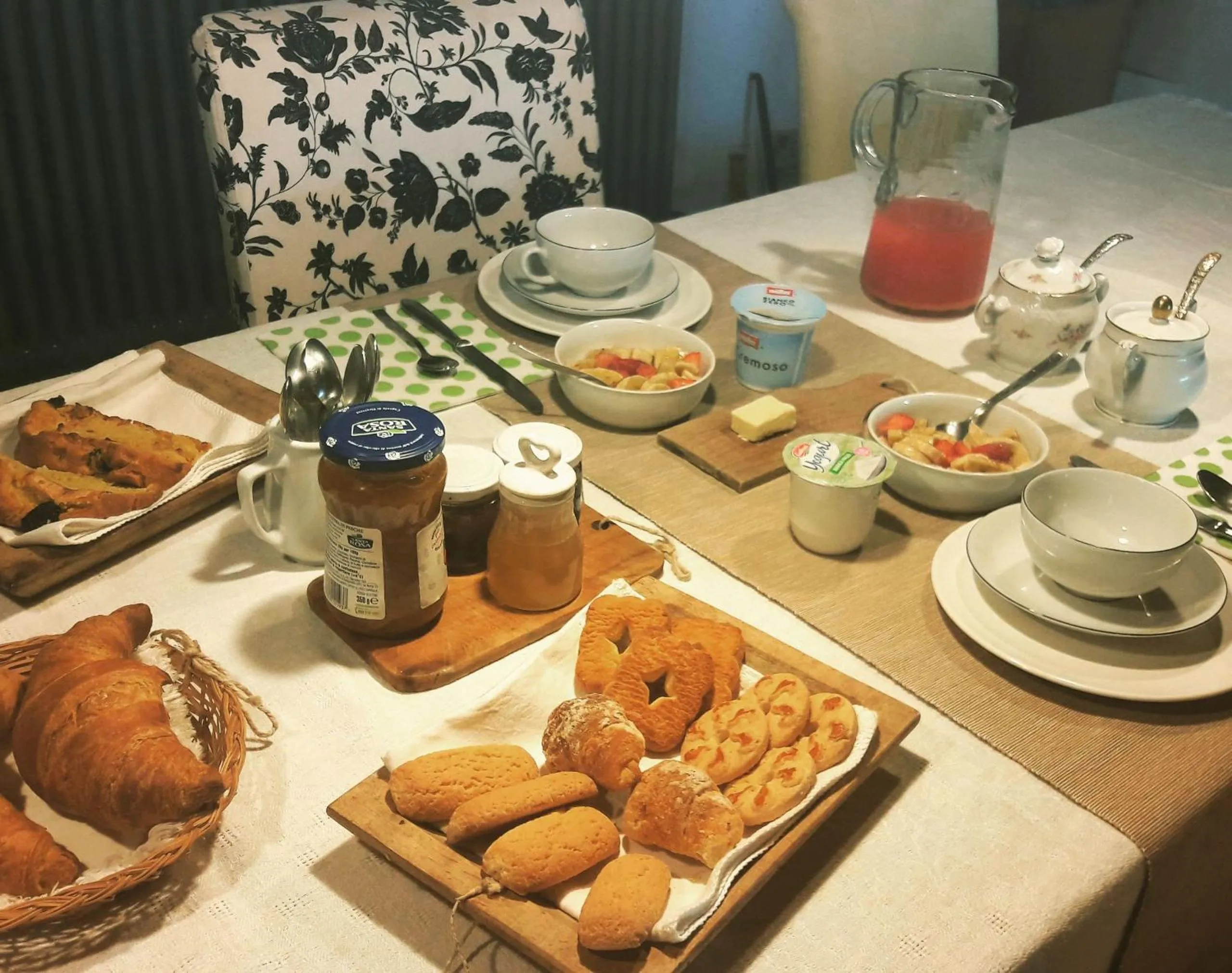 Breakfast in Le Bumbarelle