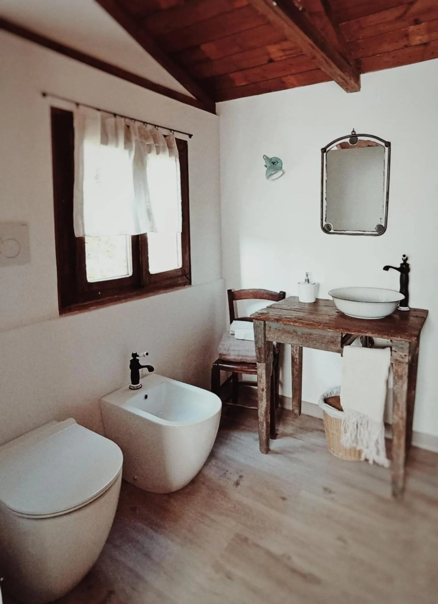 Toilet in Le Bumbarelle