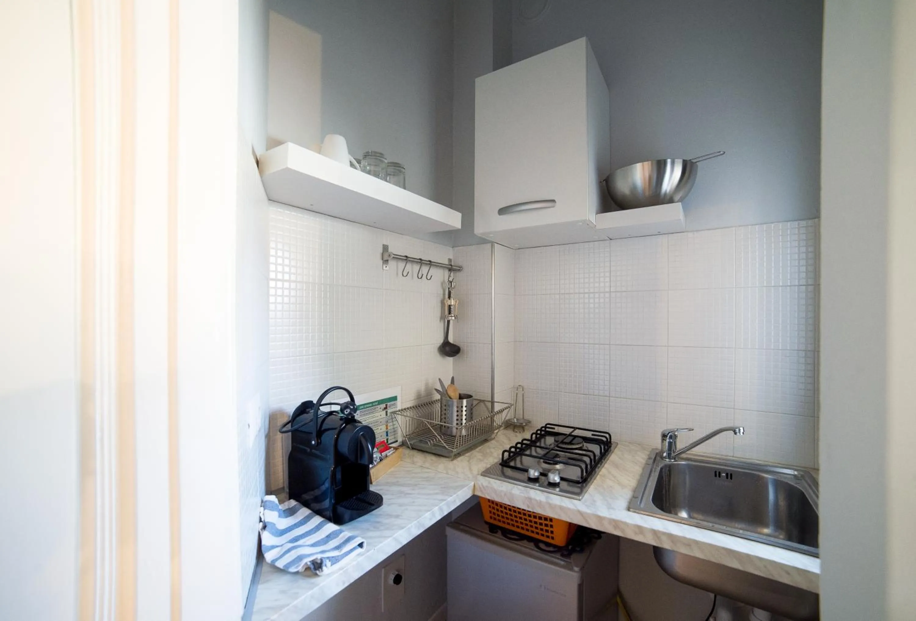 kitchen in Hbhall Residenze Darsena