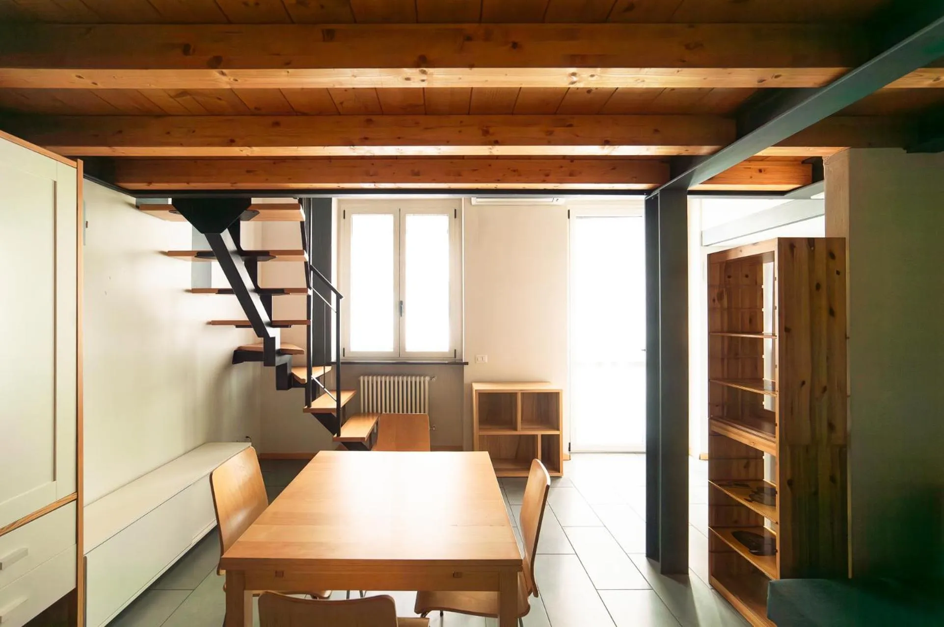 Dining area in Hbhall Residenze Darsena