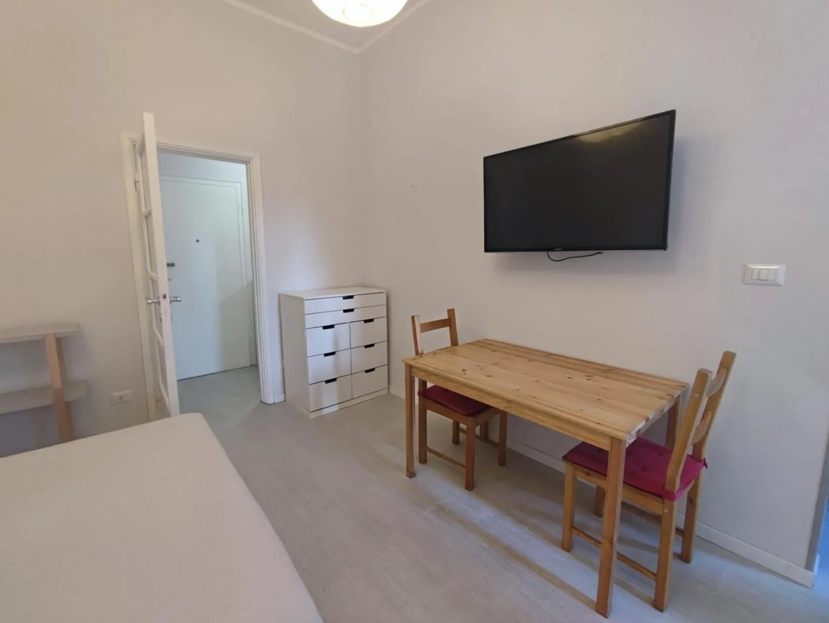 Dining area in Hbhall Residenze Darsena