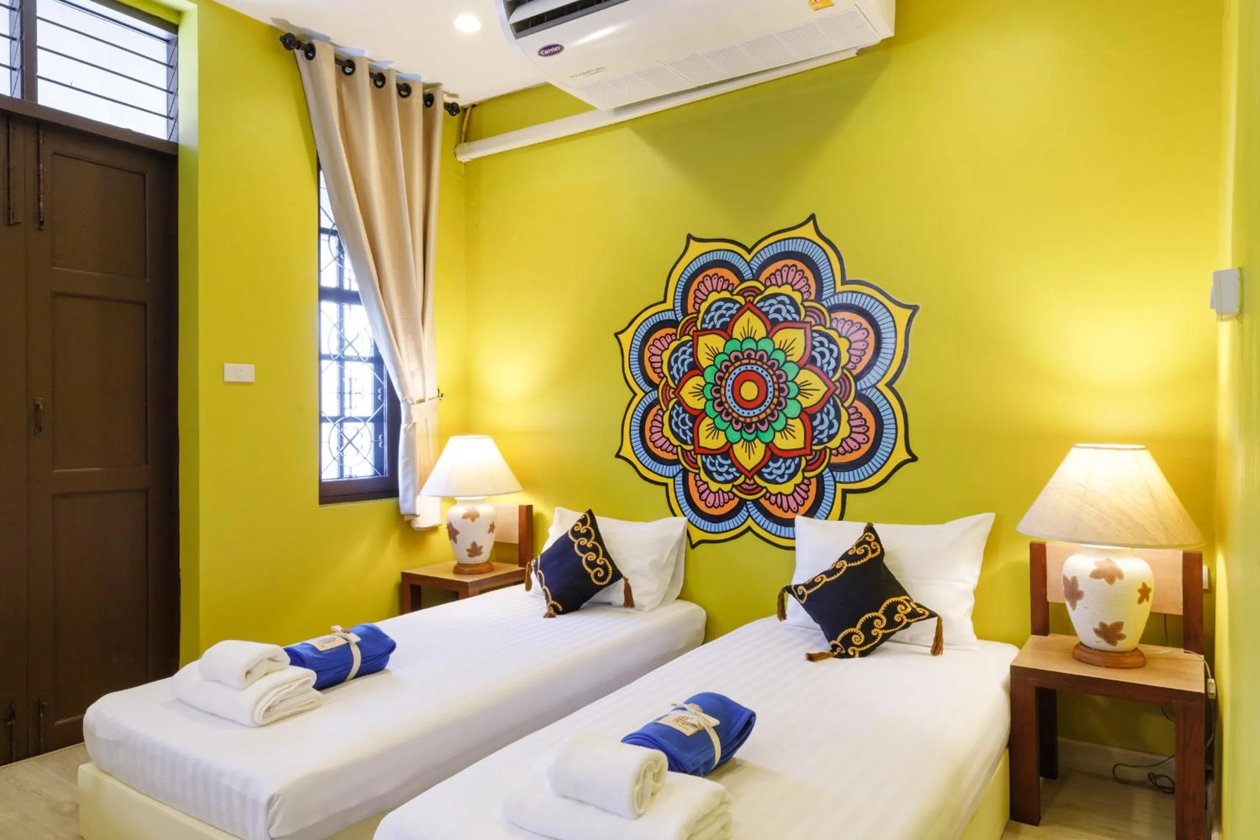 Bedroom, Bed in ILILI House