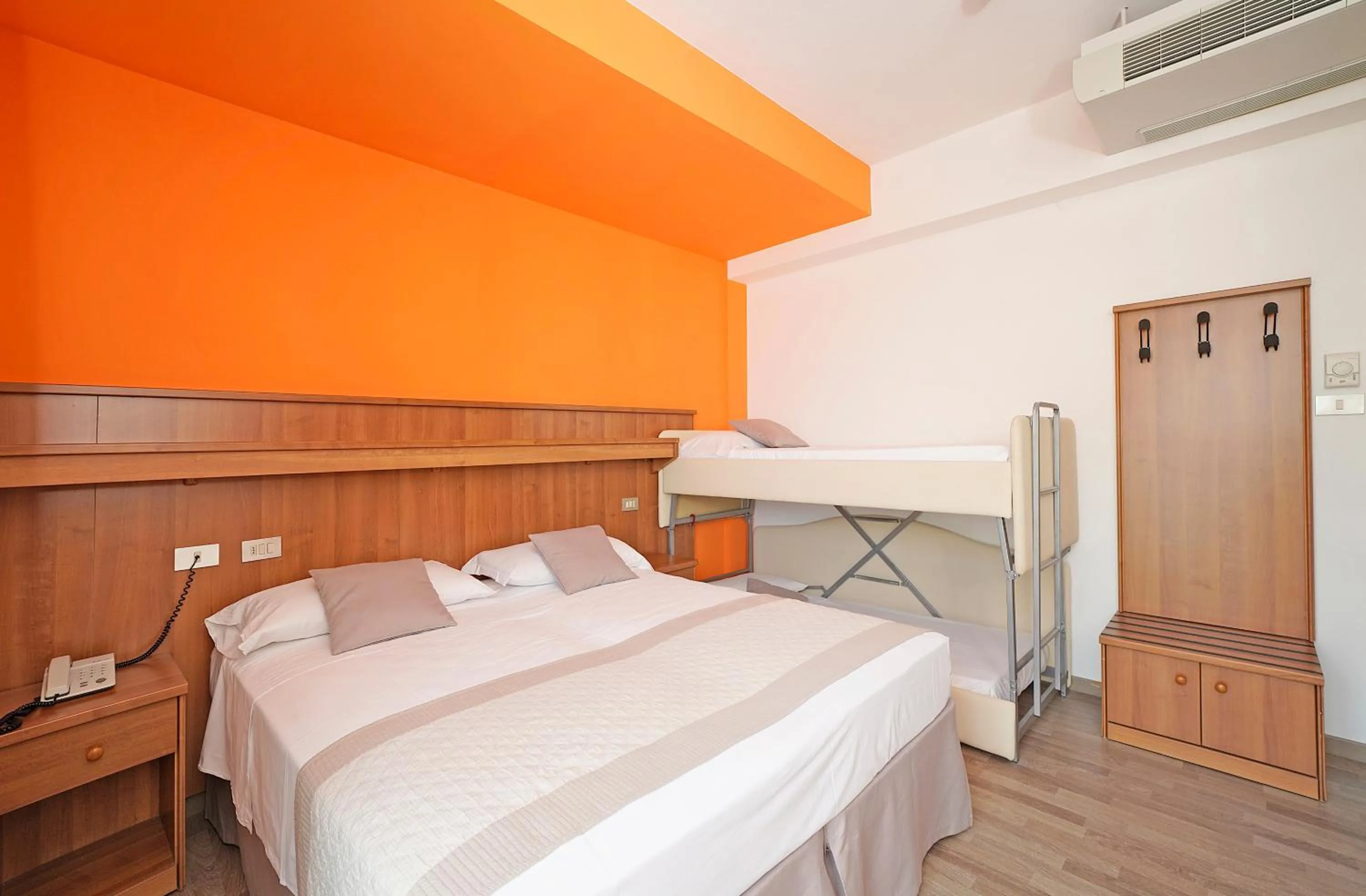 Bedroom, Bed in Hotel Strand a frontemare